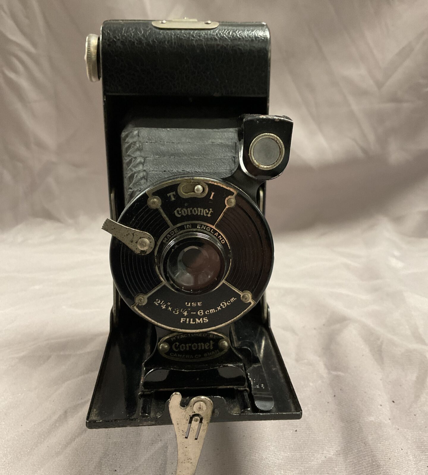 Vintage coronet folding pocket camera - Image 2