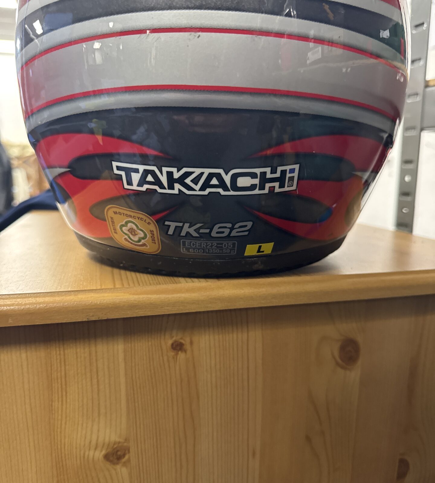 Takachi & shoei motorsports helmets - shoei needs a clean - Image 3