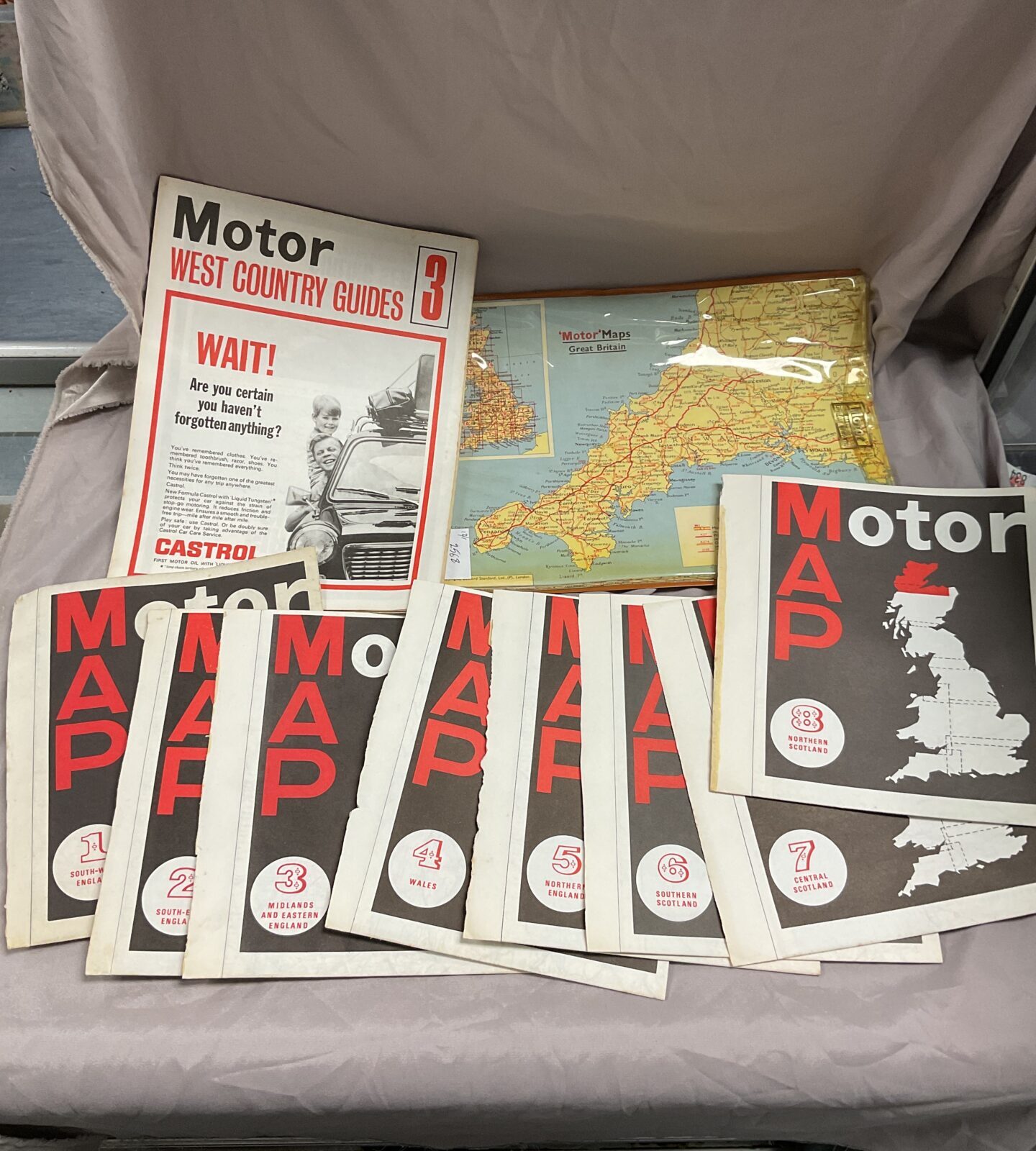 Collection of 1960,s Mobil and other motoring maps