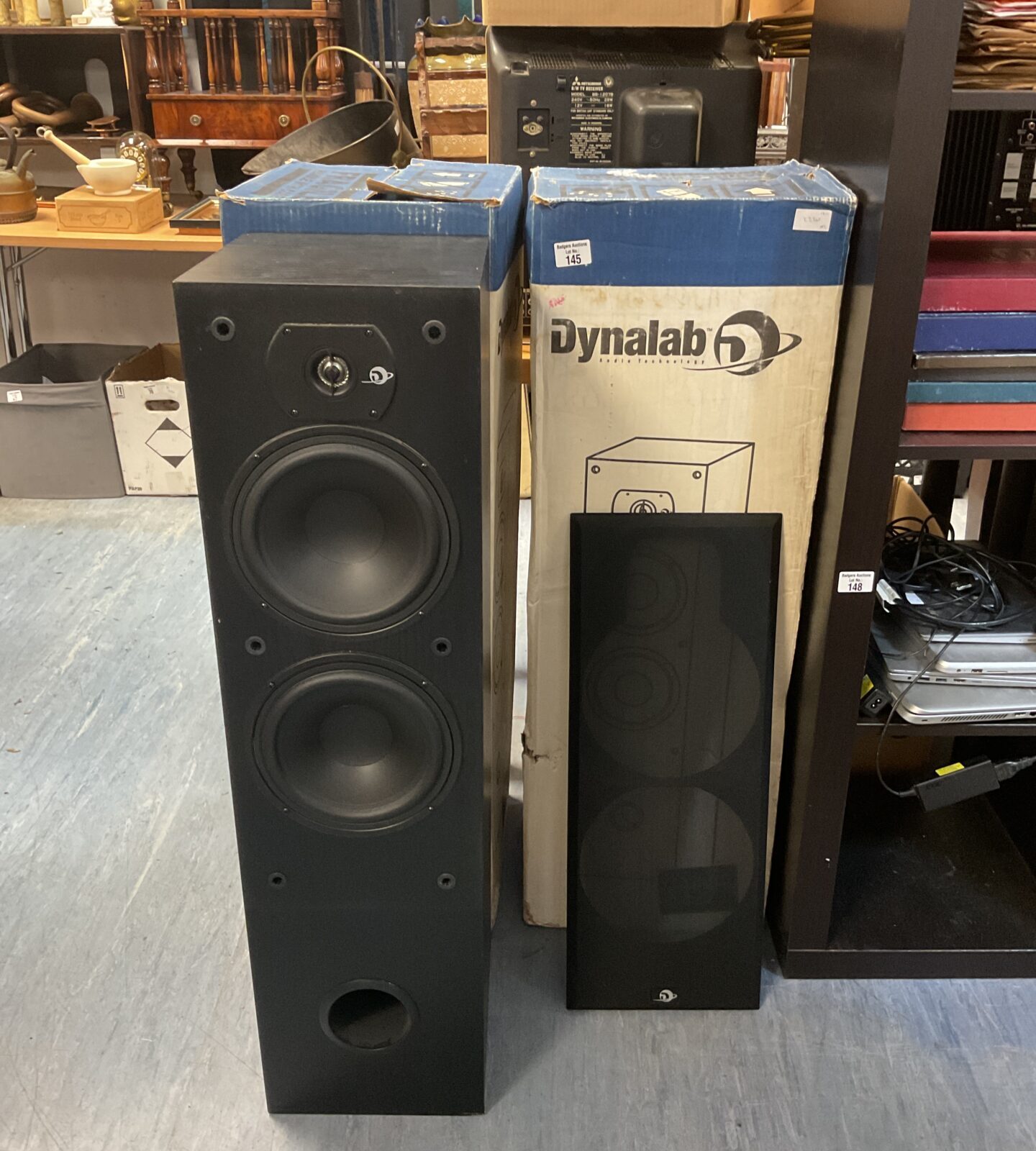 Pair of dynalab model sda 2.8 floor-standing speakers