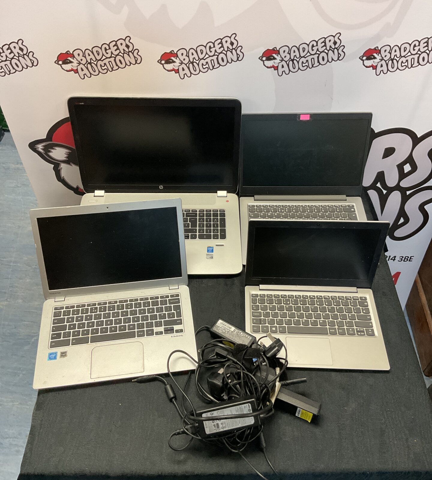 Four laptops including hp envy 17 & lenovo amd a4