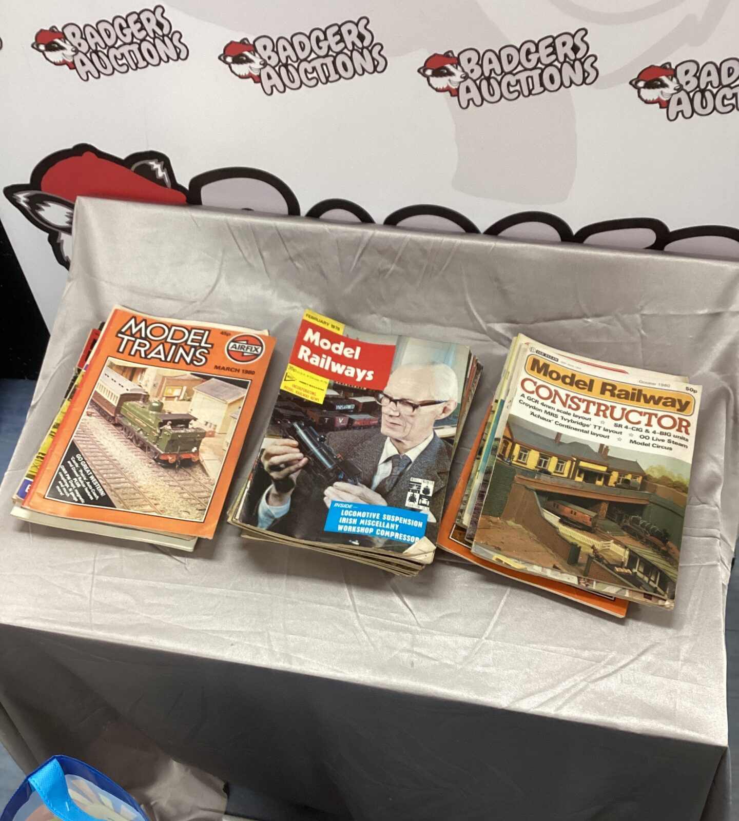 Large selection of model railway books in Airfix