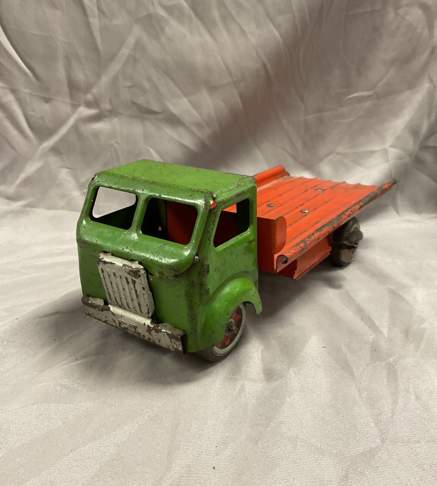 Vintage Mettoy clockwork flatbed lorry