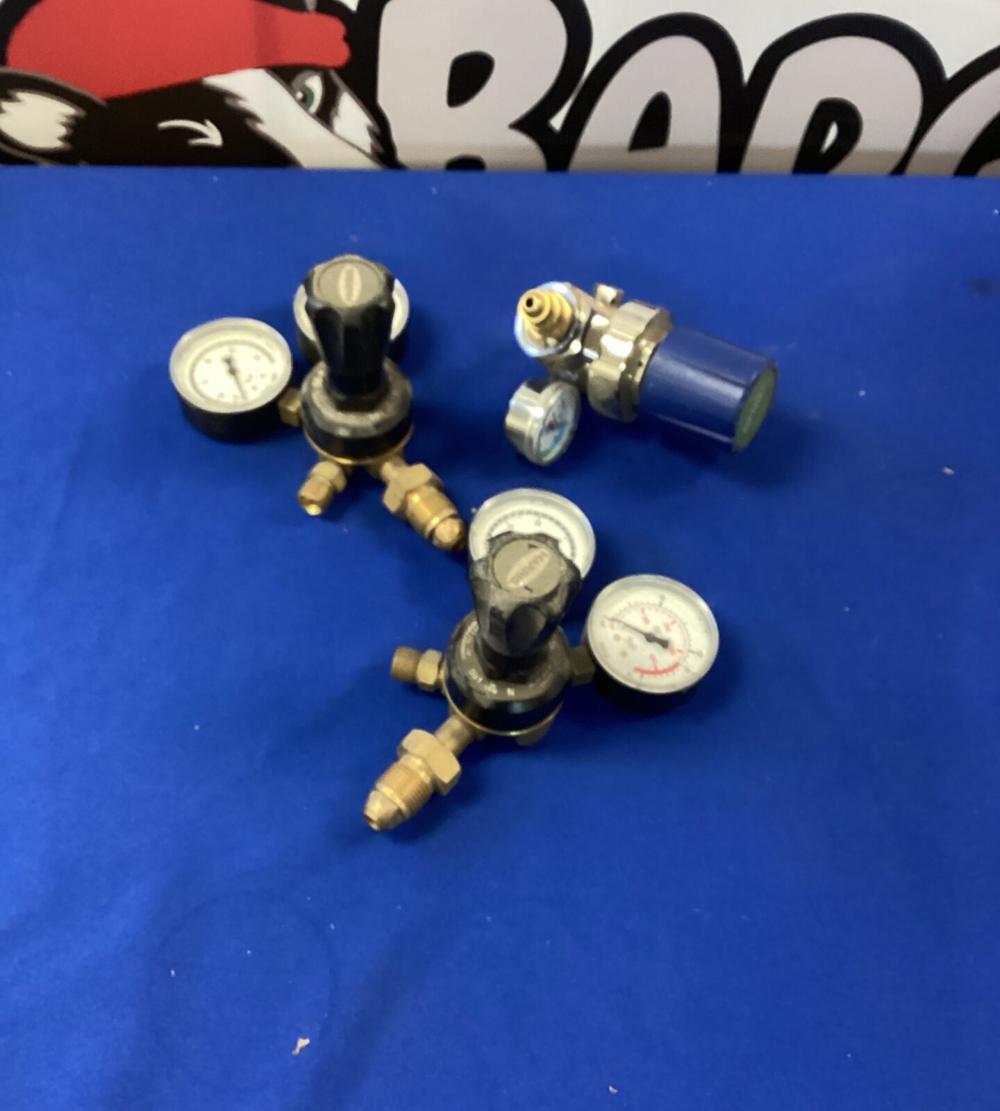 Three gas/air regulators