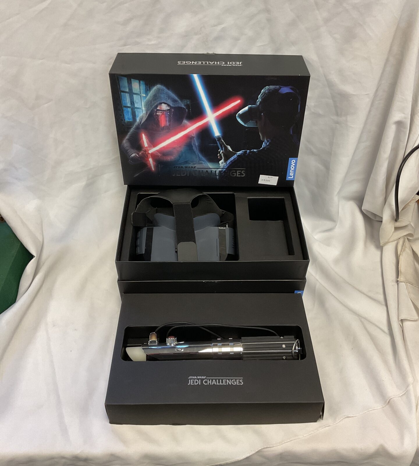 Lenovo star wars jedi challenge lightsaber ar reality set