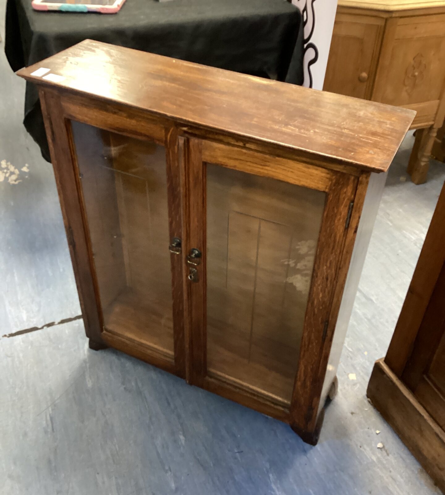 Oak Glass Doored Display Cabinet L29”xH33”xD9”