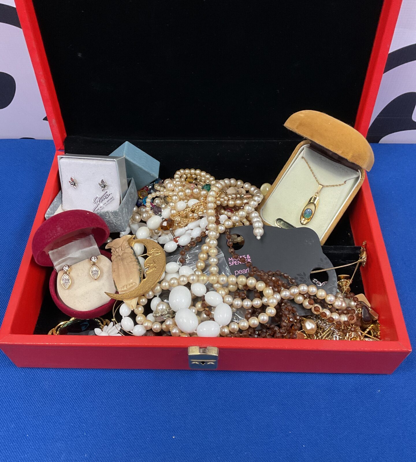 Red Jewellery box with contents