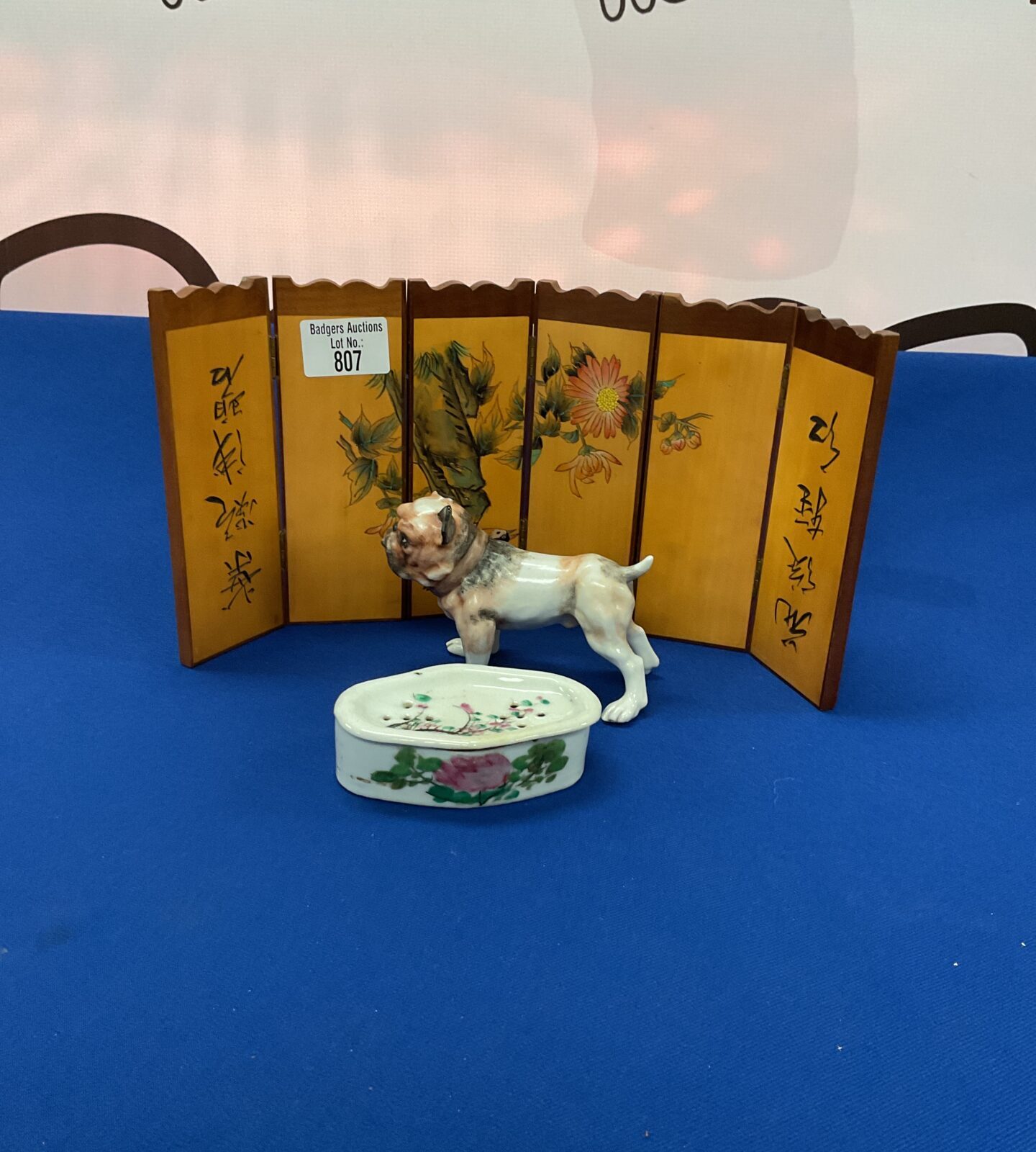 Three chinese items inc bamboo miniature privacy screen and cricket pot