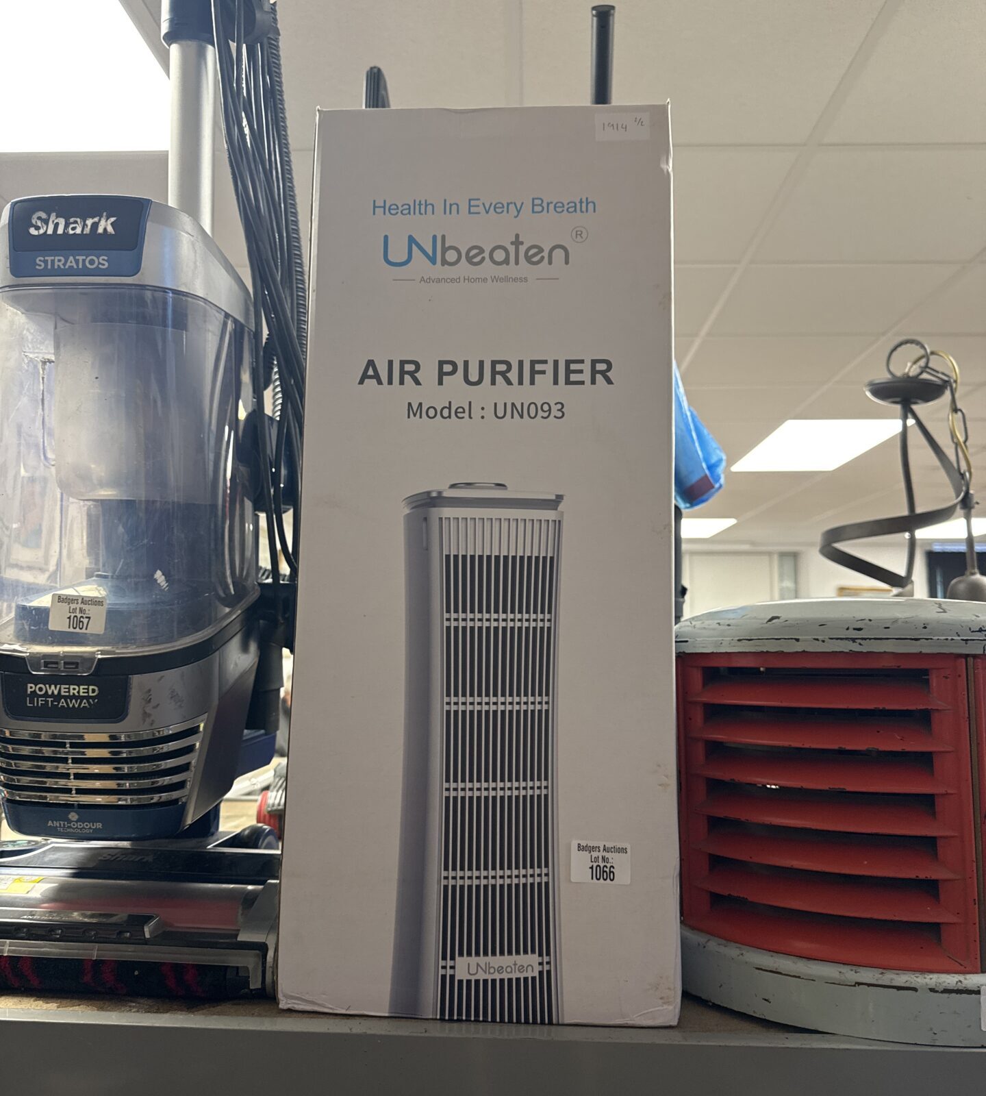 Unbeaten UN093 air purifier- appears unopened