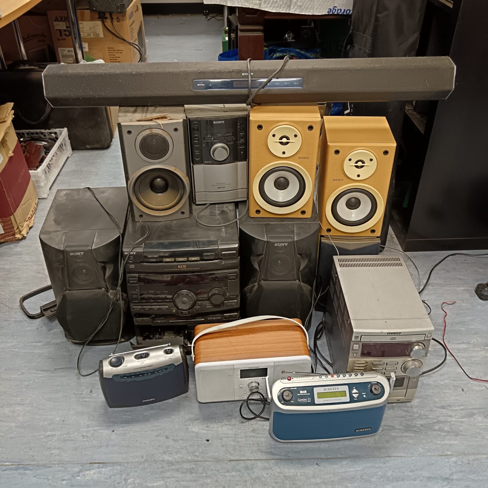 Large lot of audio & HiFi including sony