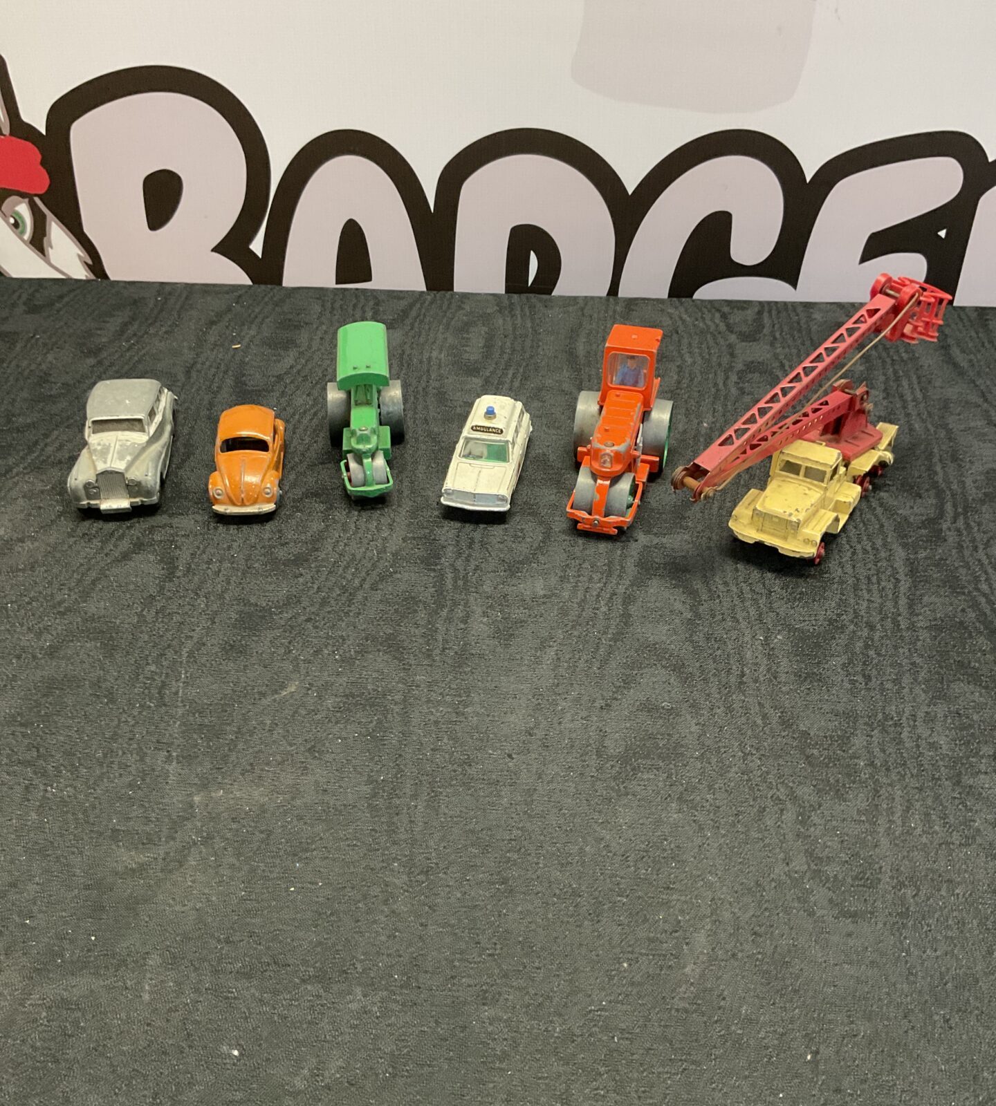 Box of mixed vintage dinky diecasts