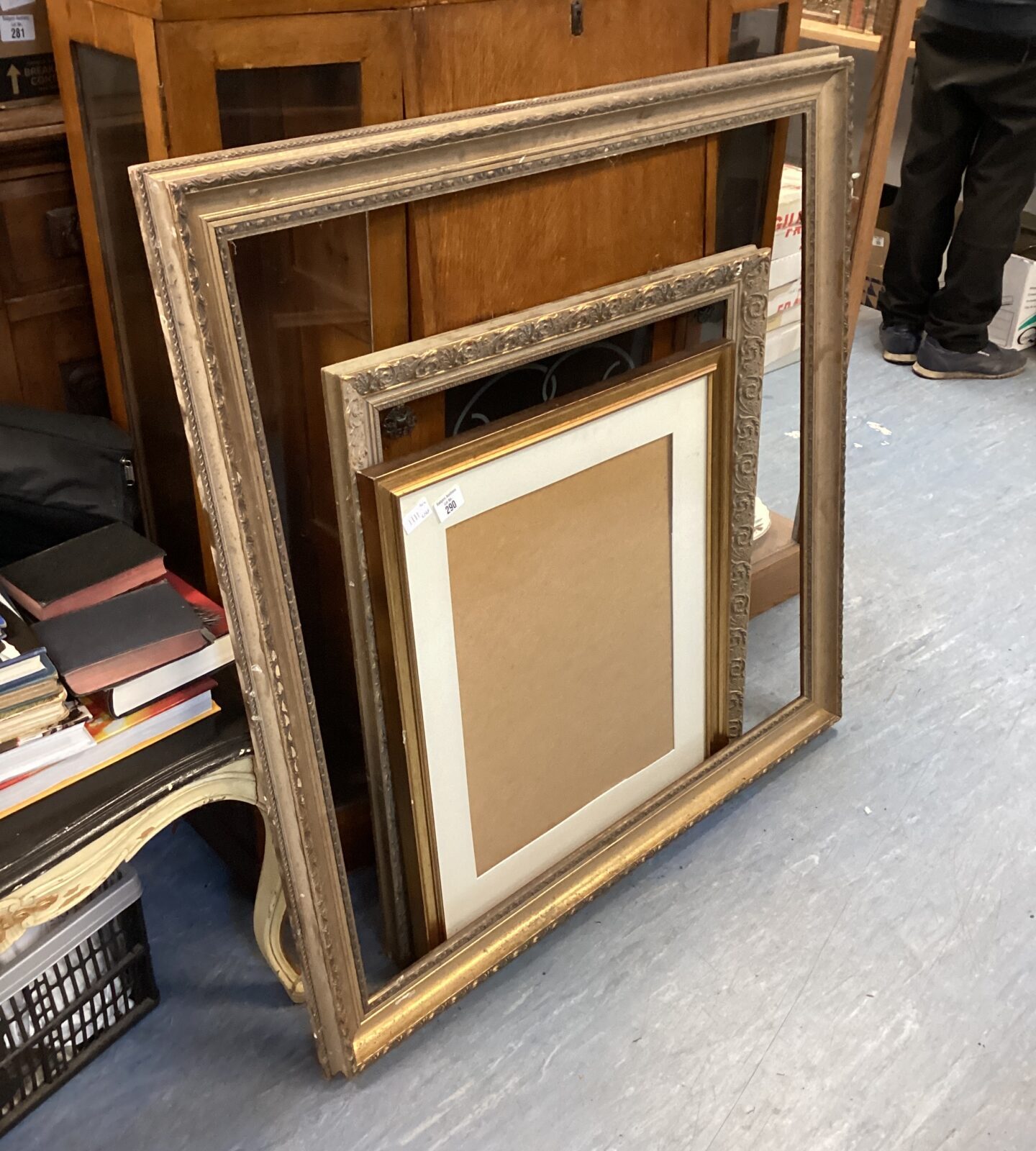 Quantity of Ornate Picture Frames