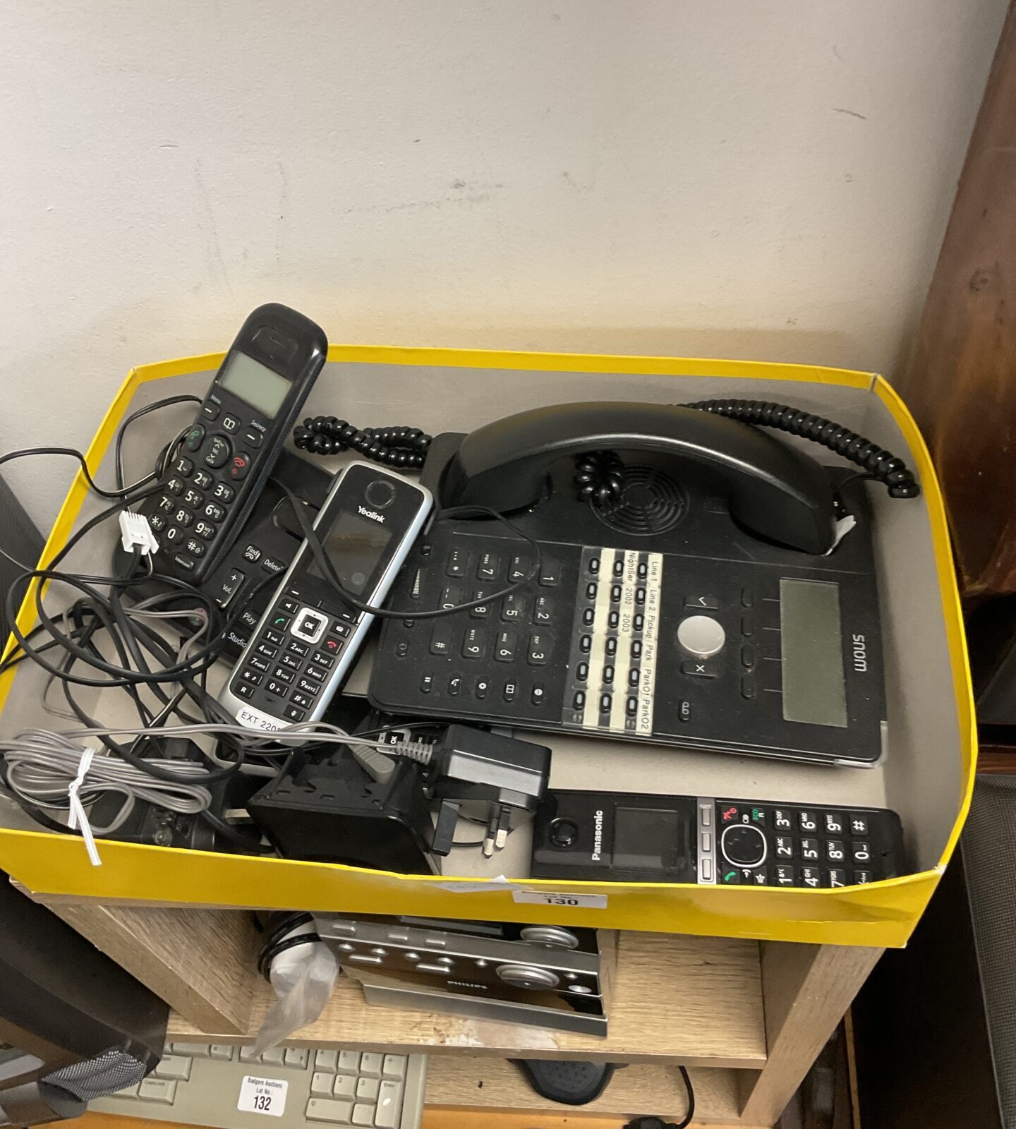 Tray of cordless & corded home phones including Panasonic