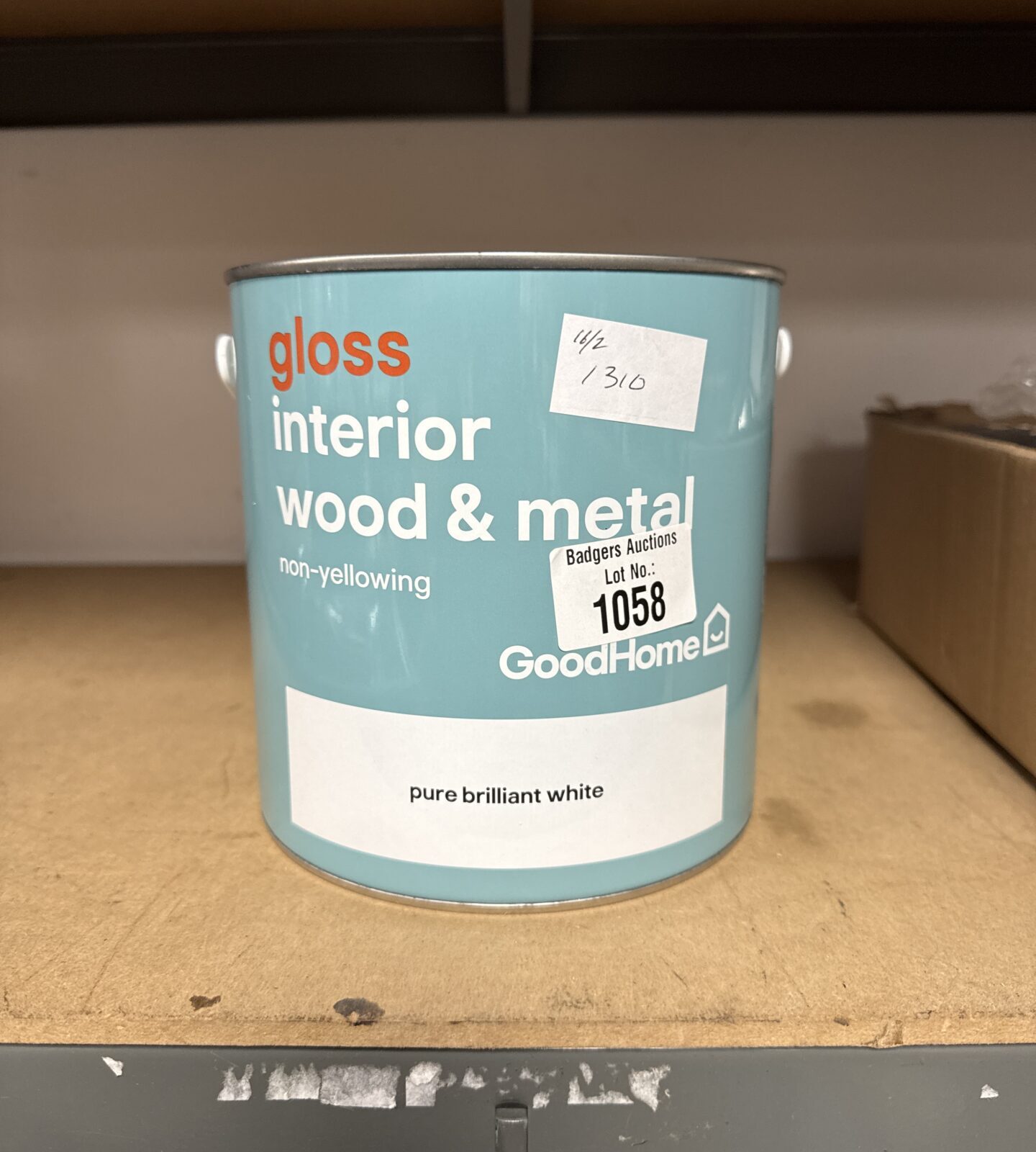 Tin of new interior wood & metal pure brilliant white gloss paint 2.5l