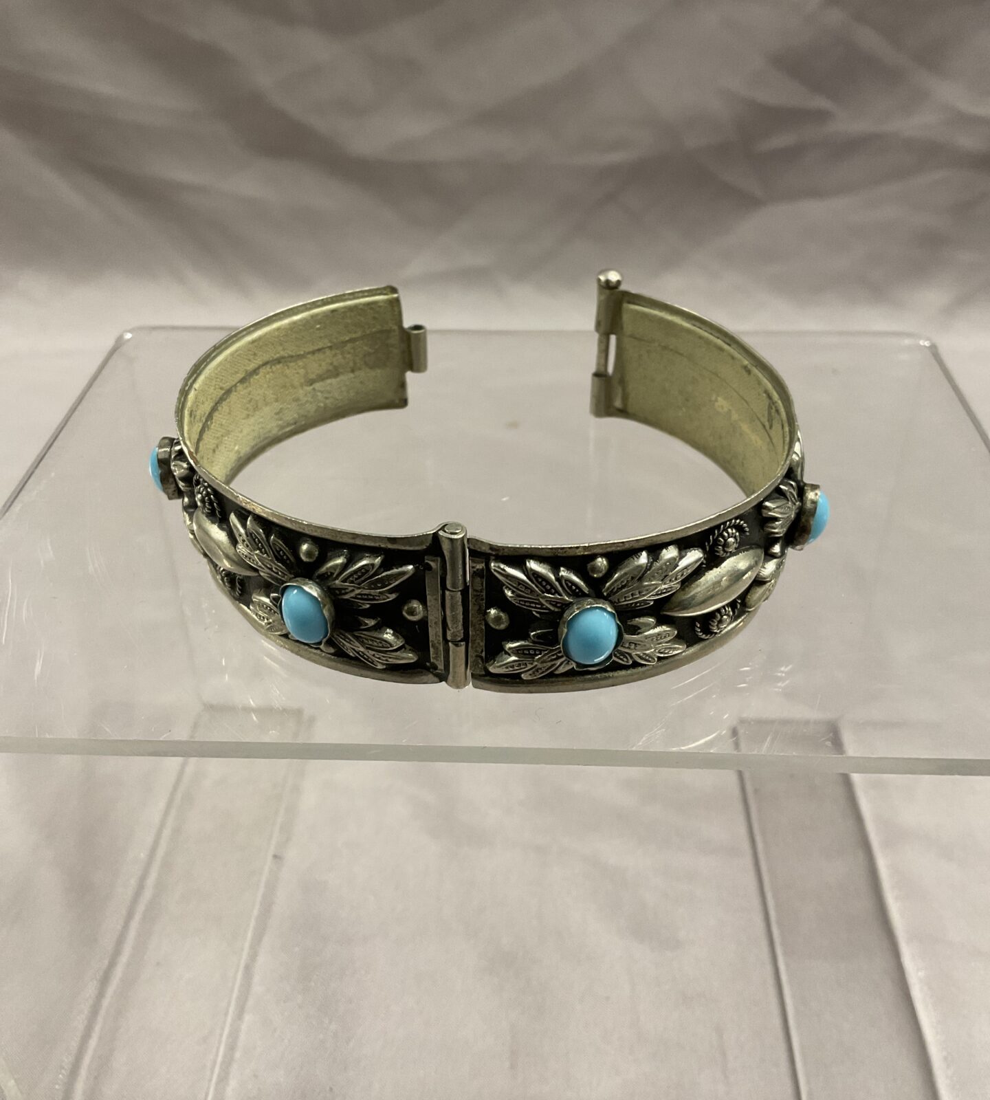 Indian silver hinged bracelet set with blue stones