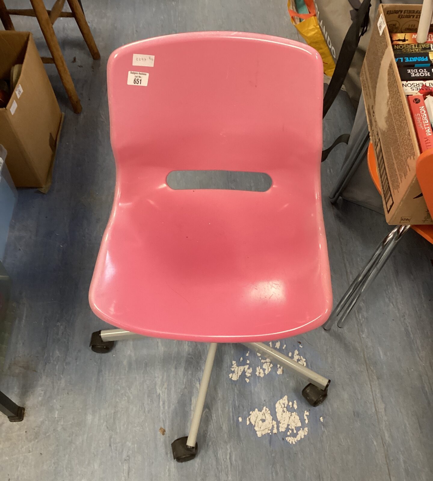 Plastic Pink swivel chair