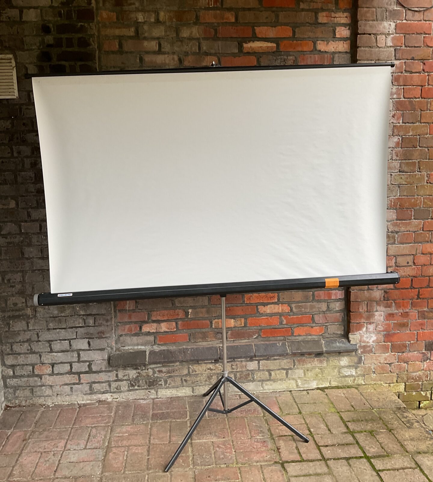 Large folding projector screen