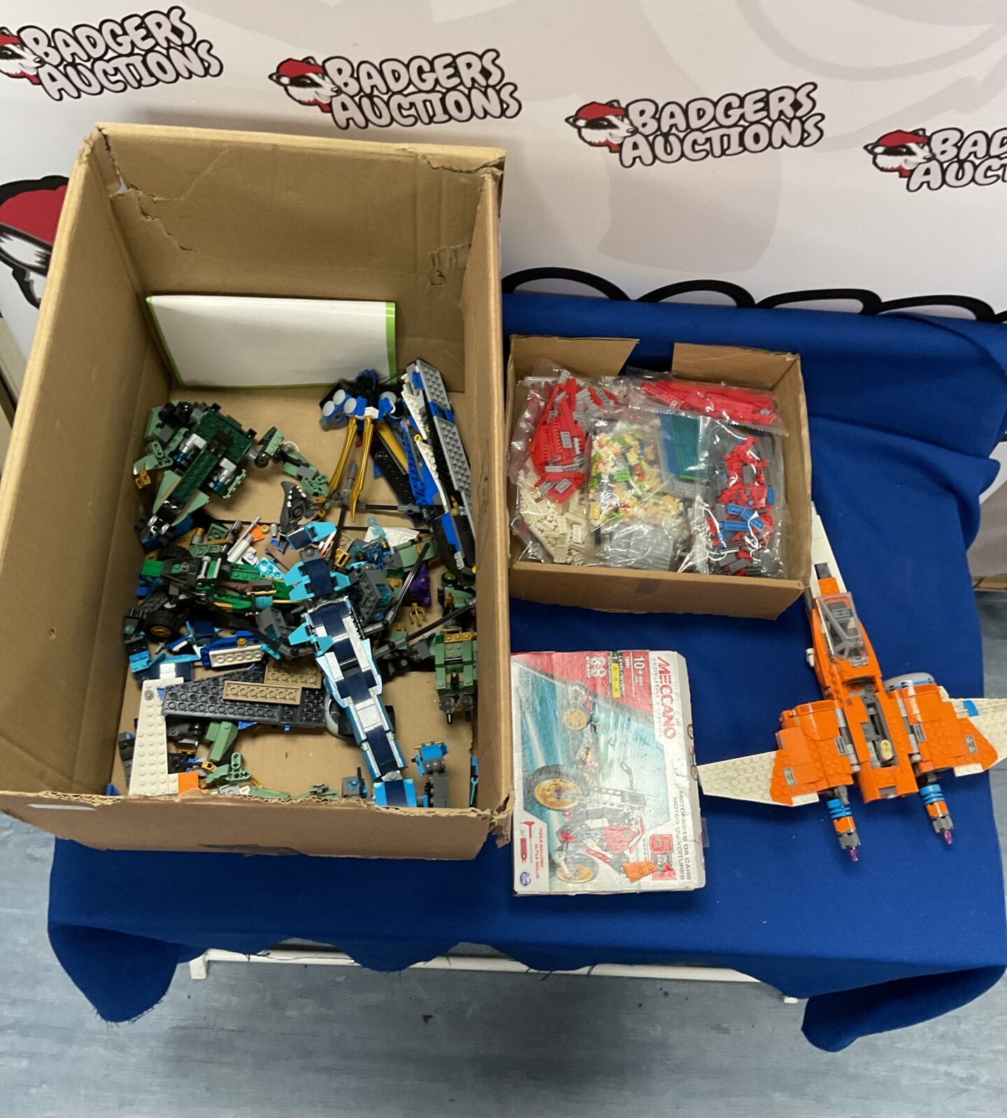 Box of mixed Lego, meccano set and other