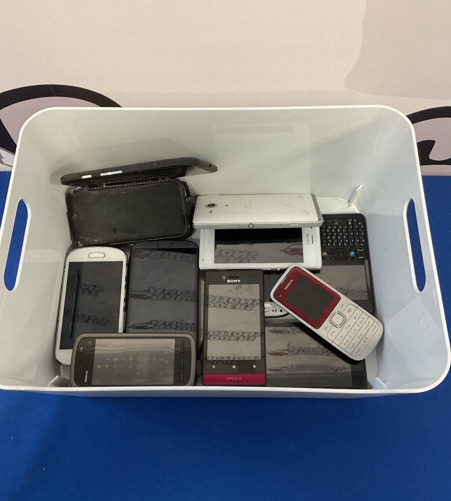 Tray of mobile phones including sony & samsung