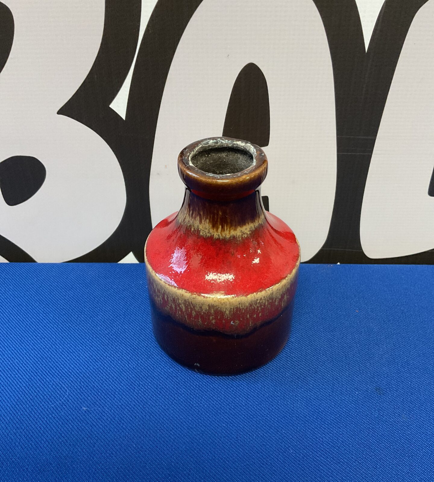 Small west german fat lava vase