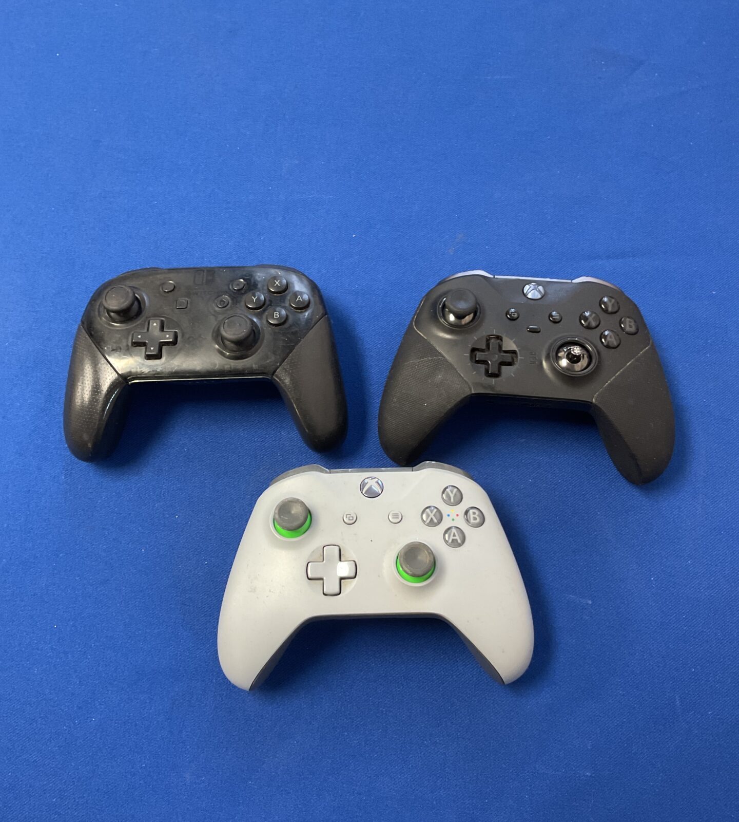 Nintendo switch controller & 2 xbox one controllers