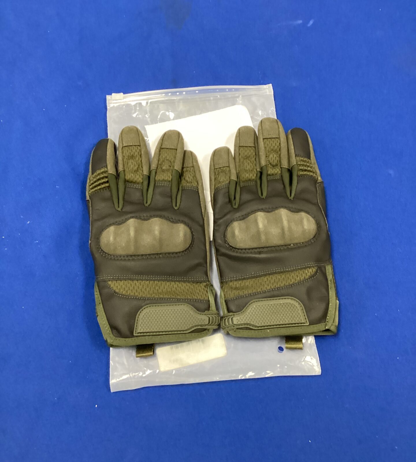 Pair of new XL performance armoured gloves leather & tex