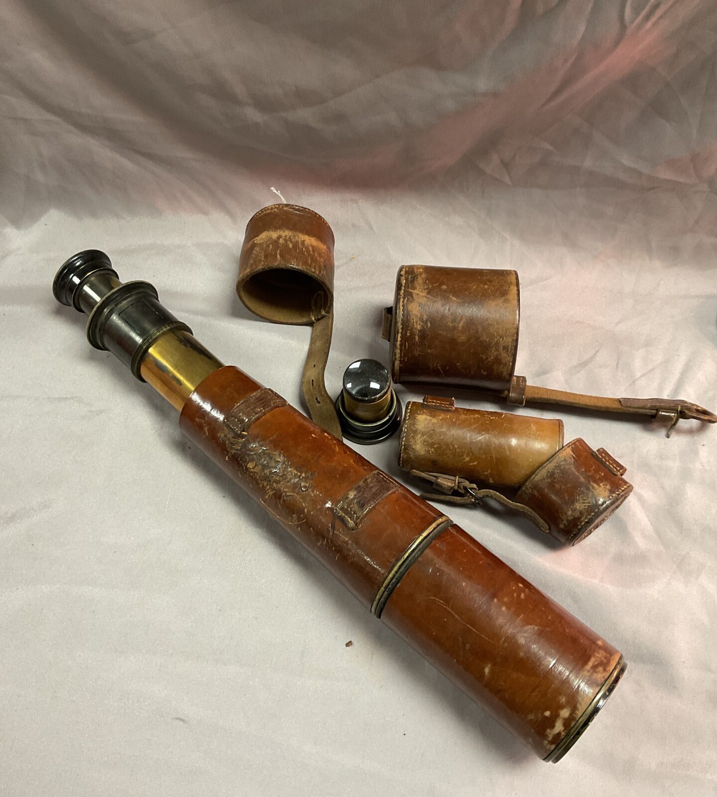 Antique military telescope in leather case Needs attention