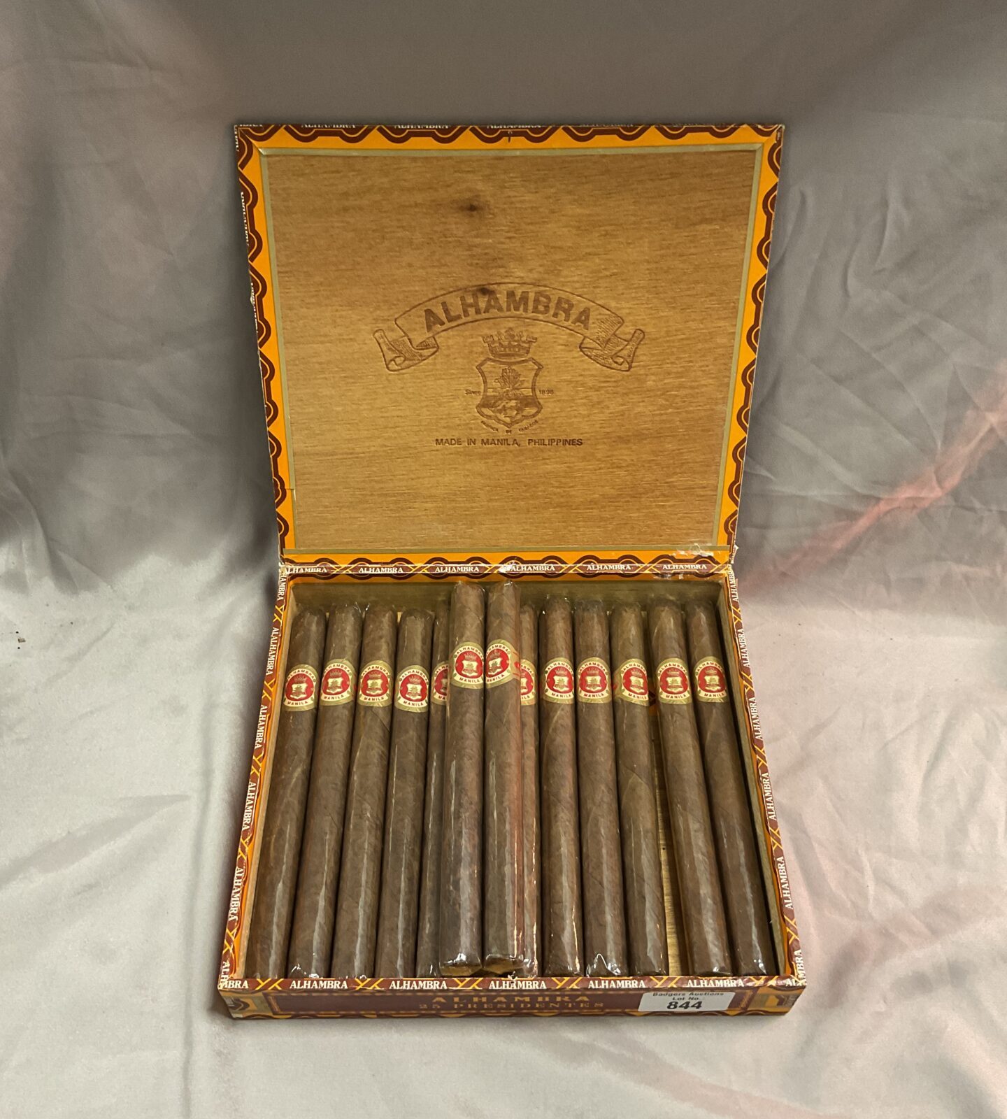 Box of 14 Alhambra Manila cigars