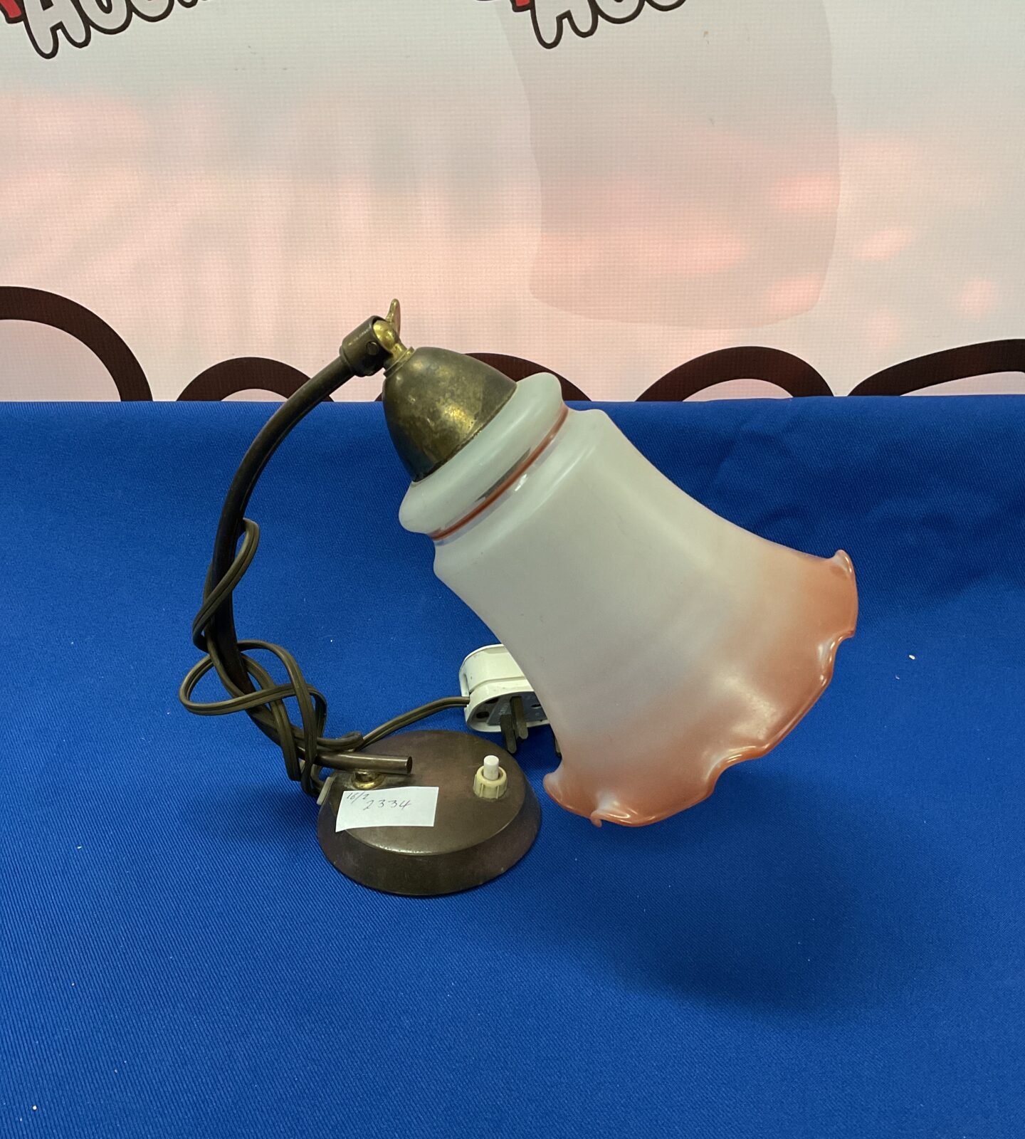 Vintage tulip table lamp