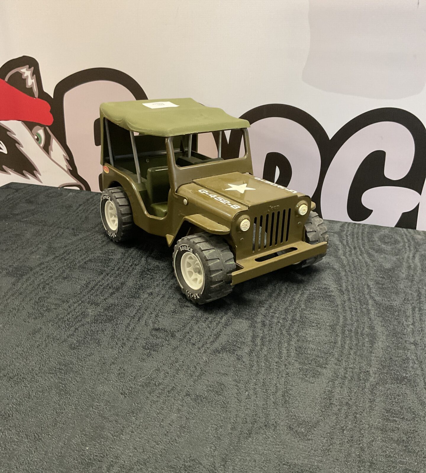 Tonka military jeep willis G-452-8 model