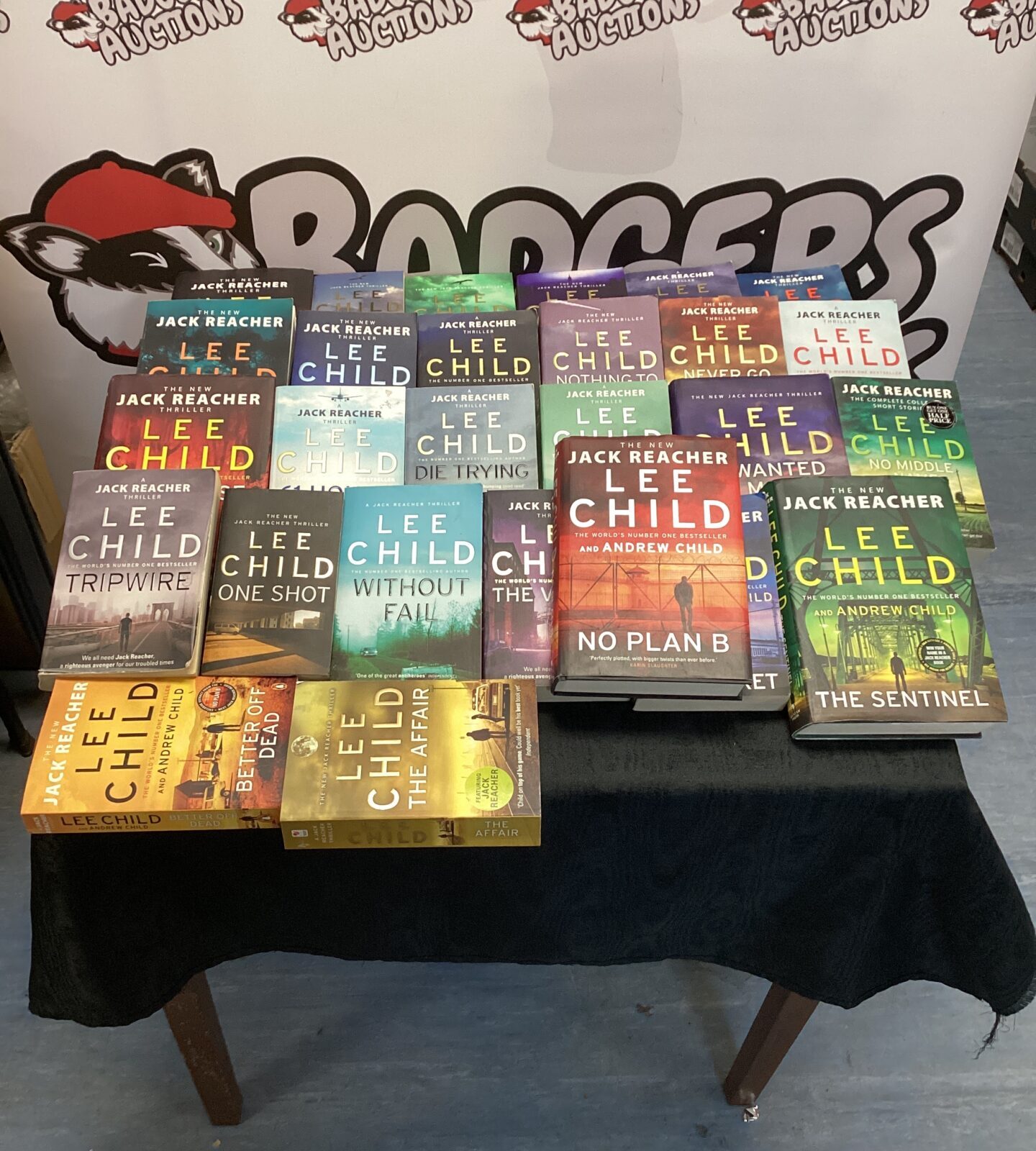 Large collection of jack reacher by lee child books