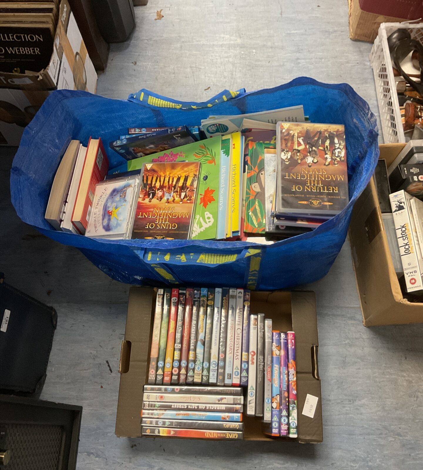 Large sack of childrens dvds & books