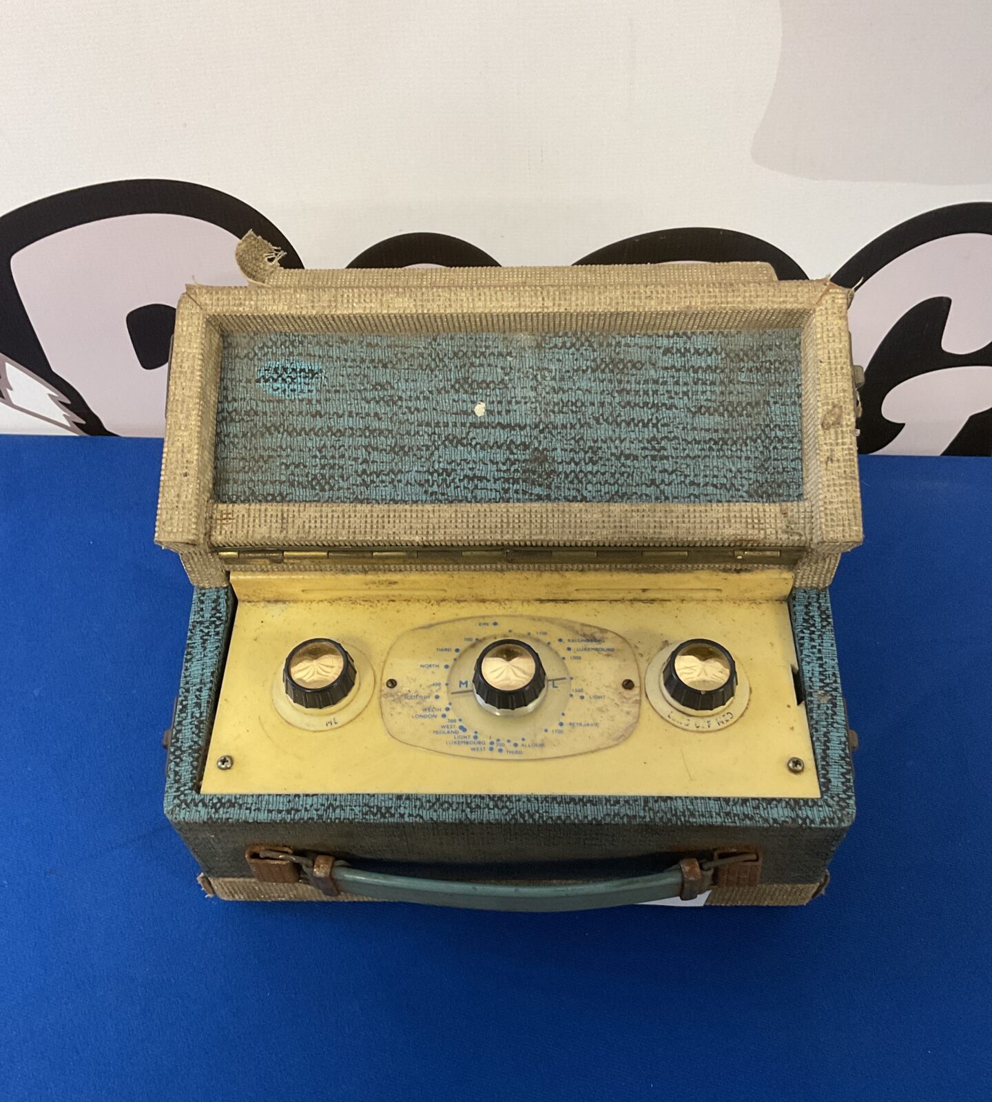 Vintage sky baronet transistor radio