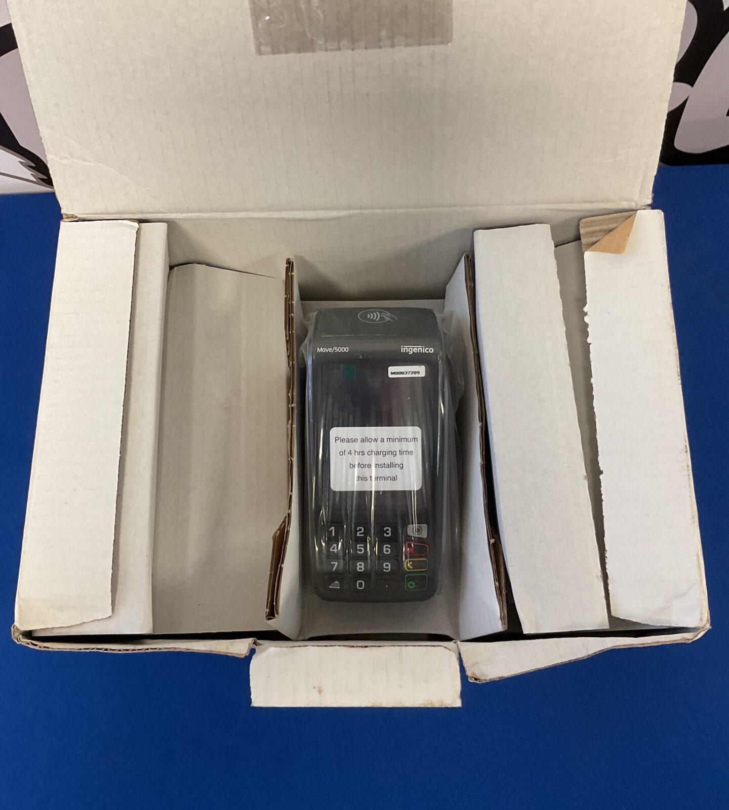 Ingenico move 5000 card reader