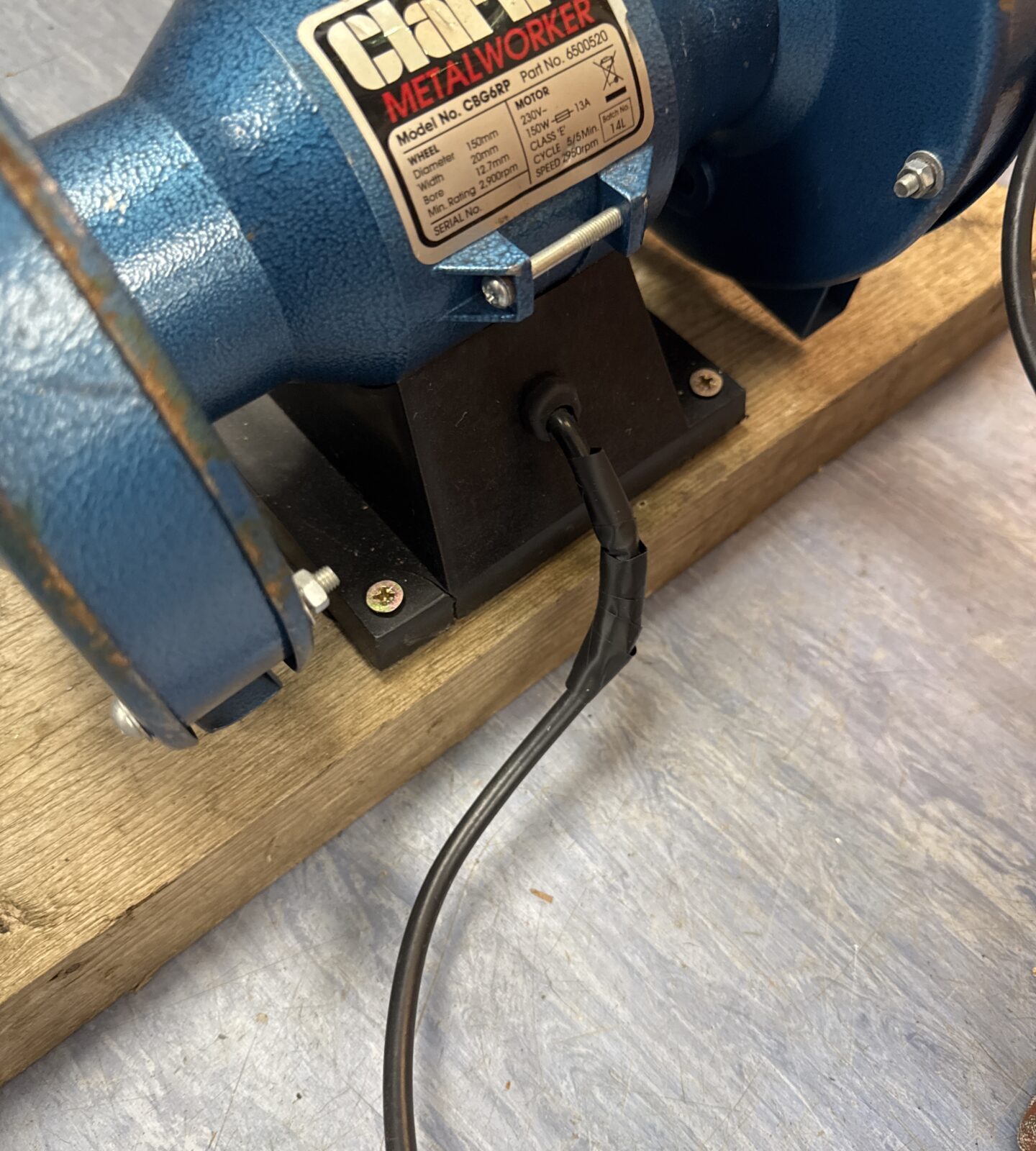 Clarke 6” bench grinder wheel - working, cable has been repaired - Image 2