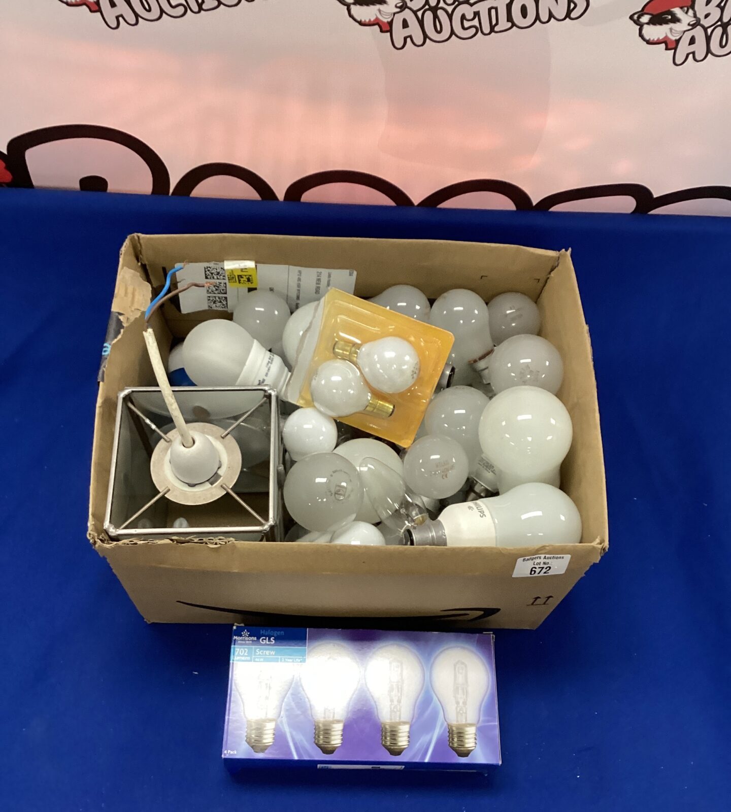 Box of mixed light bulbs