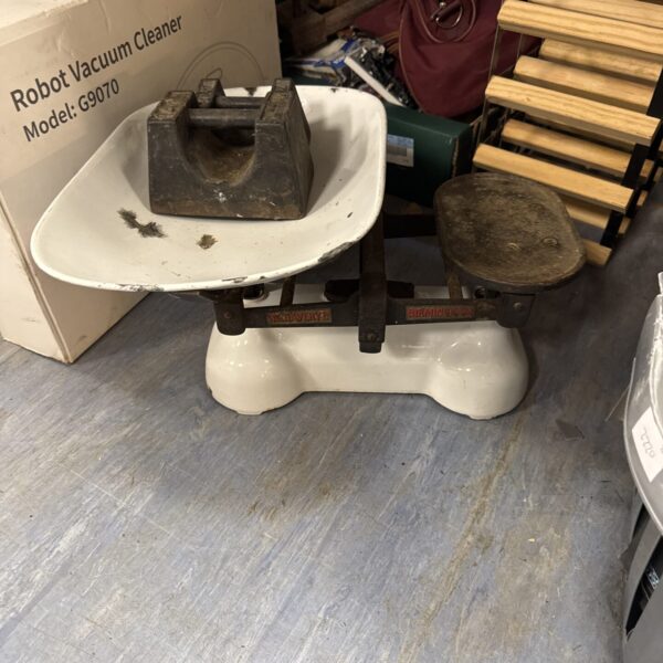Set of large vintage Avery grocers scales with two weights