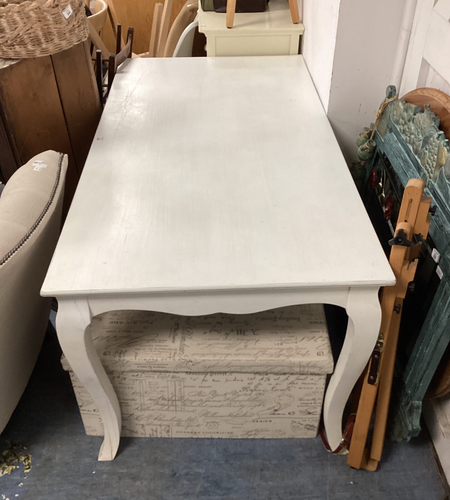 Large white painted dining table W33.5 x L63 x H30”
