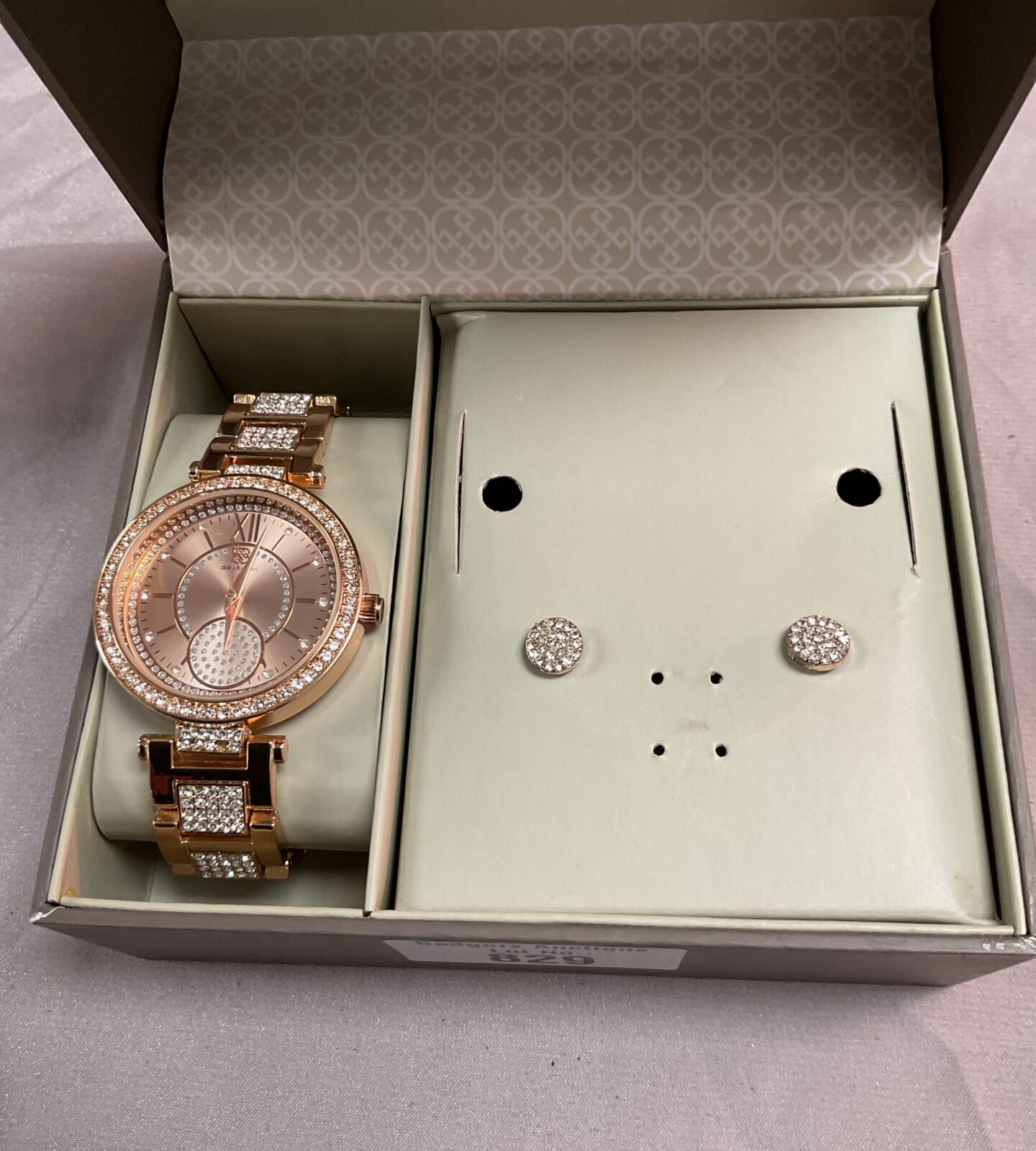 daisy fuentes watch & earring gift set