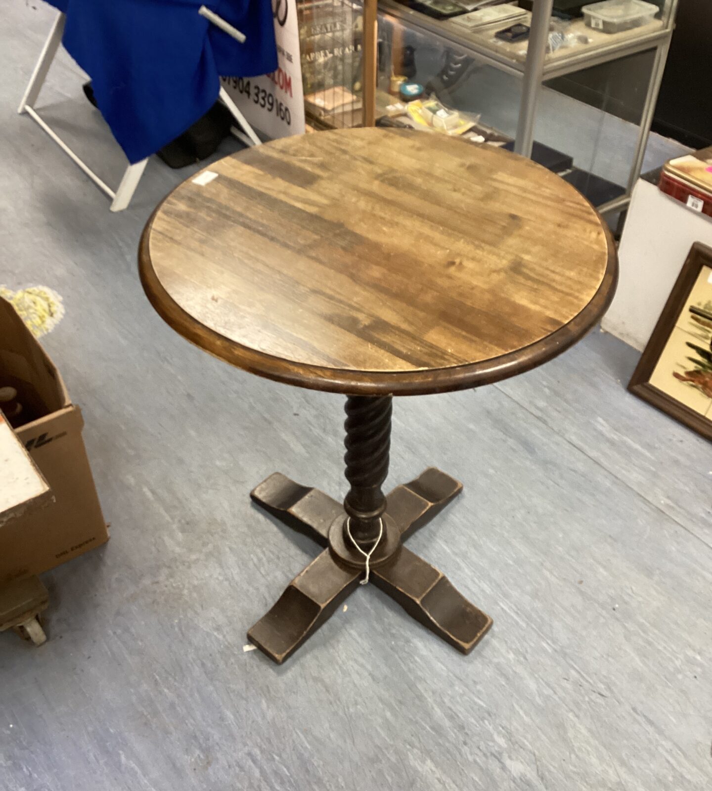 Vintage Round Hall Table with Barley Twist base