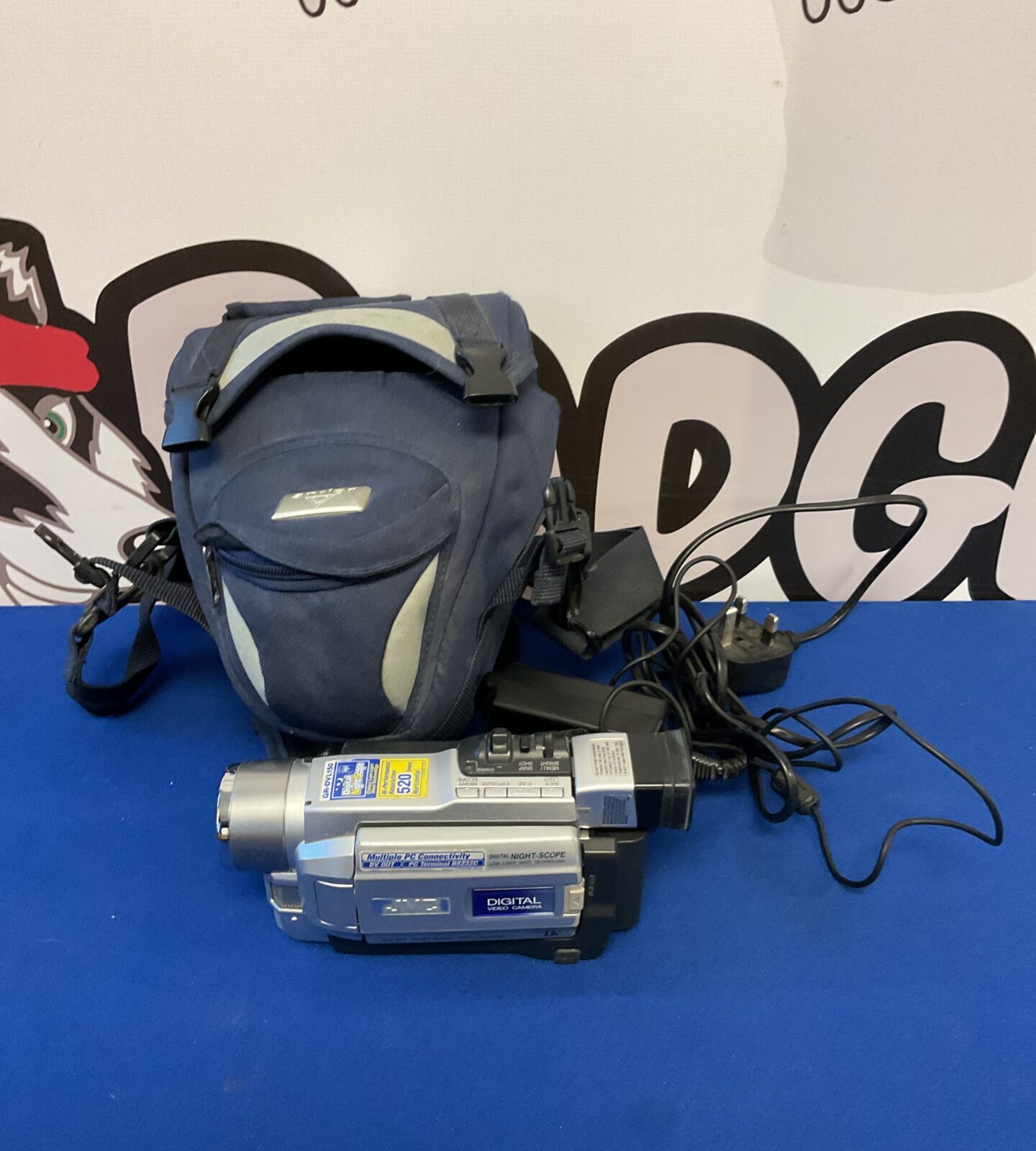 Jvc gr-dbl150 camcorder with case & cables