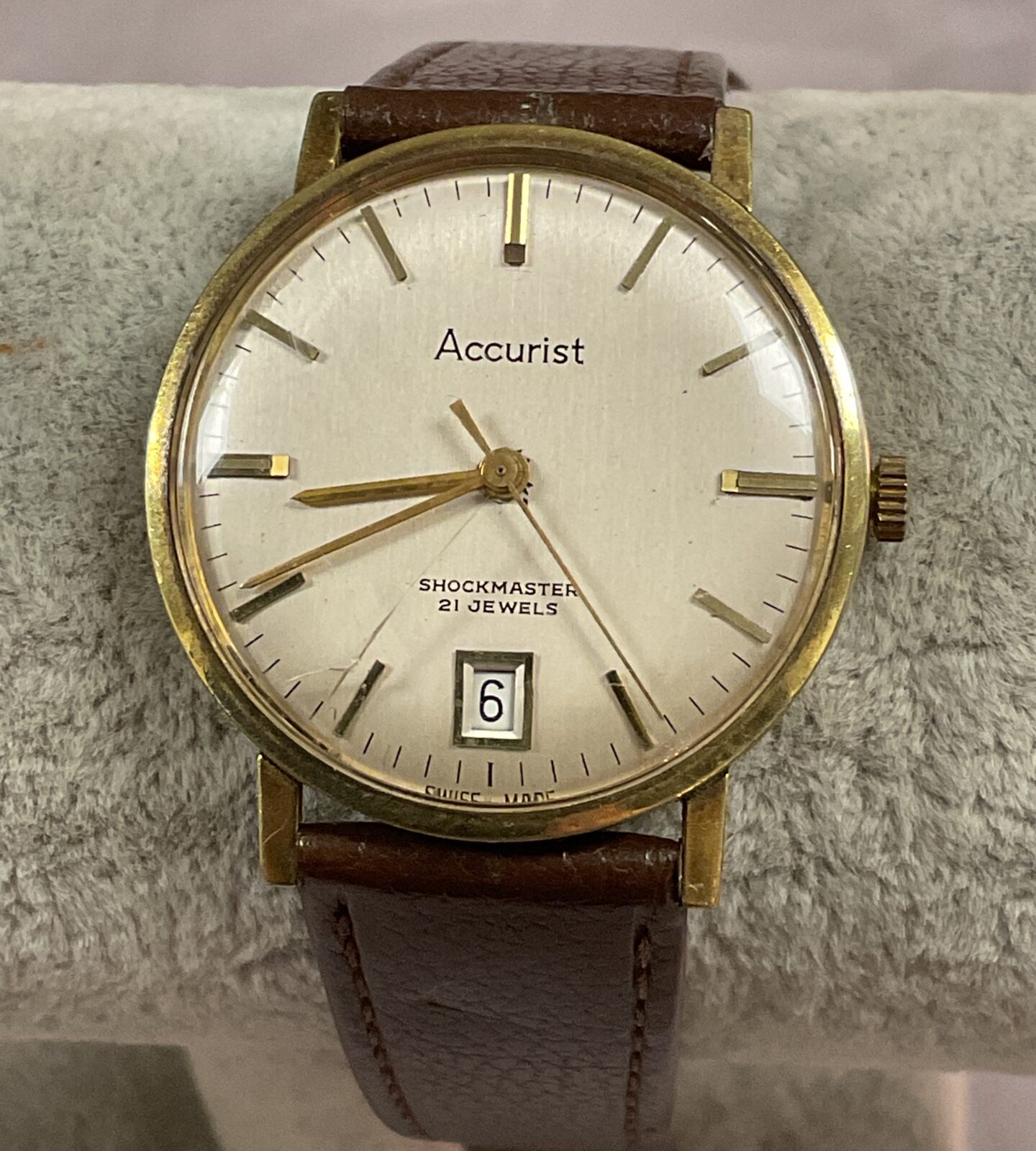 Vintage gents Accurist wristwatch working