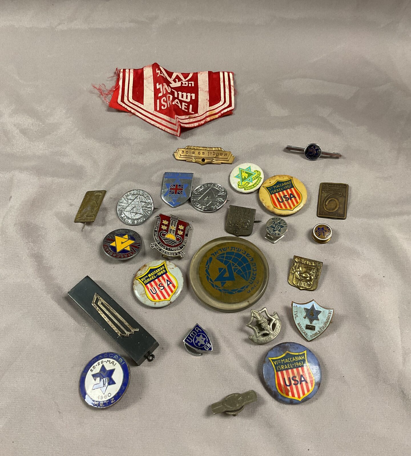 Collection of vintage Israeli pin badges