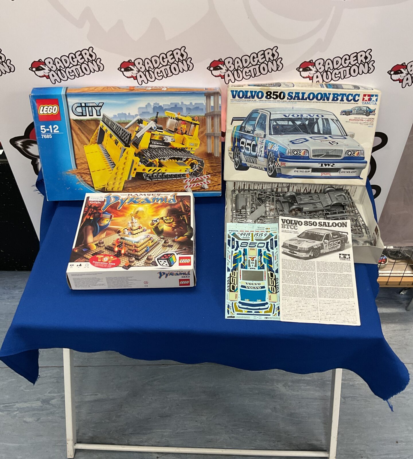 Two Lego sets inc Lego City set 7685 and Tamiya Volvo 850 saloon btcc model kit