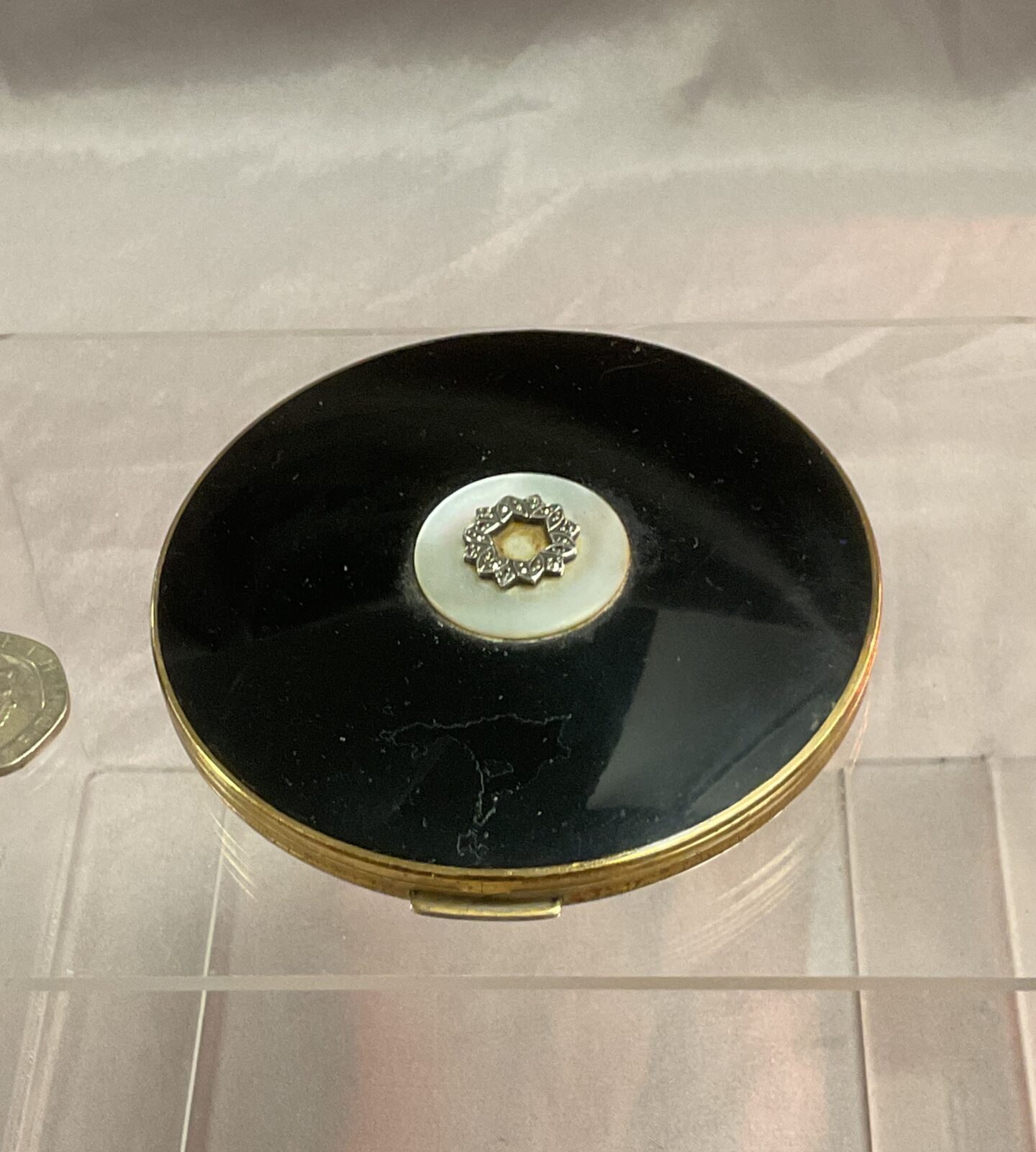 vintage black enamel Stratton compact