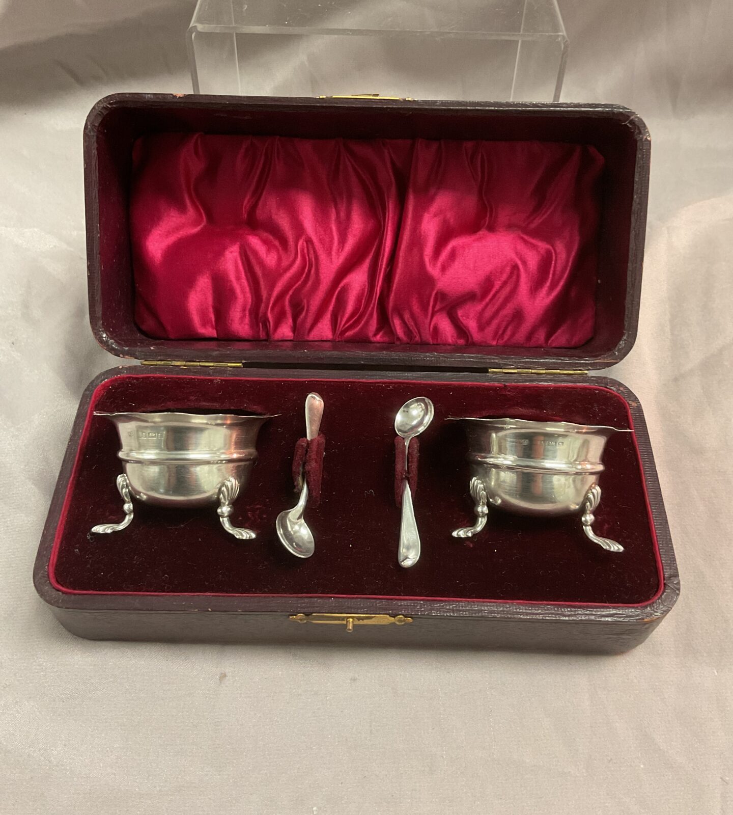 cased Pair of hallmarked Sterling silver relish pots and spoons 69g