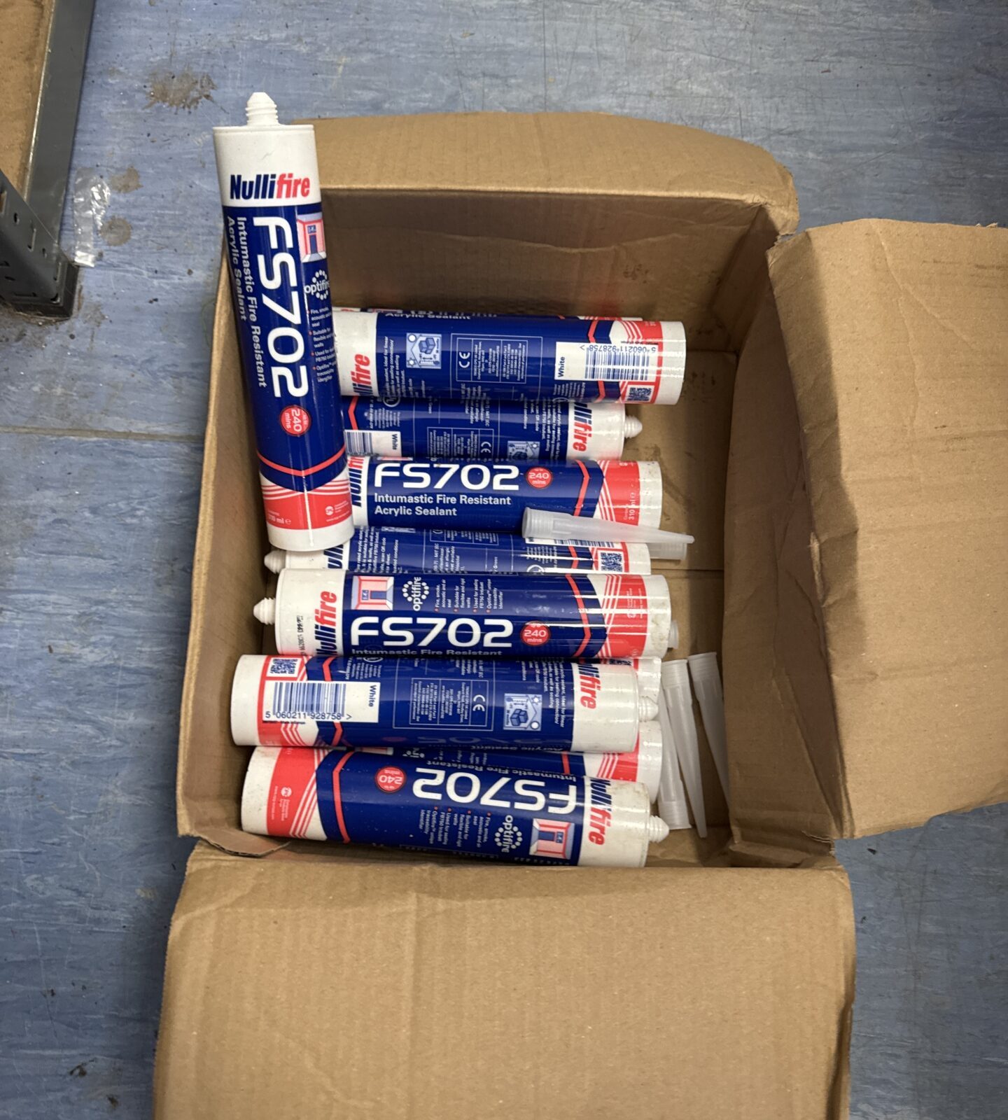 Quantity of nullifire fs702 intumastic fire resistant acrylic sealant