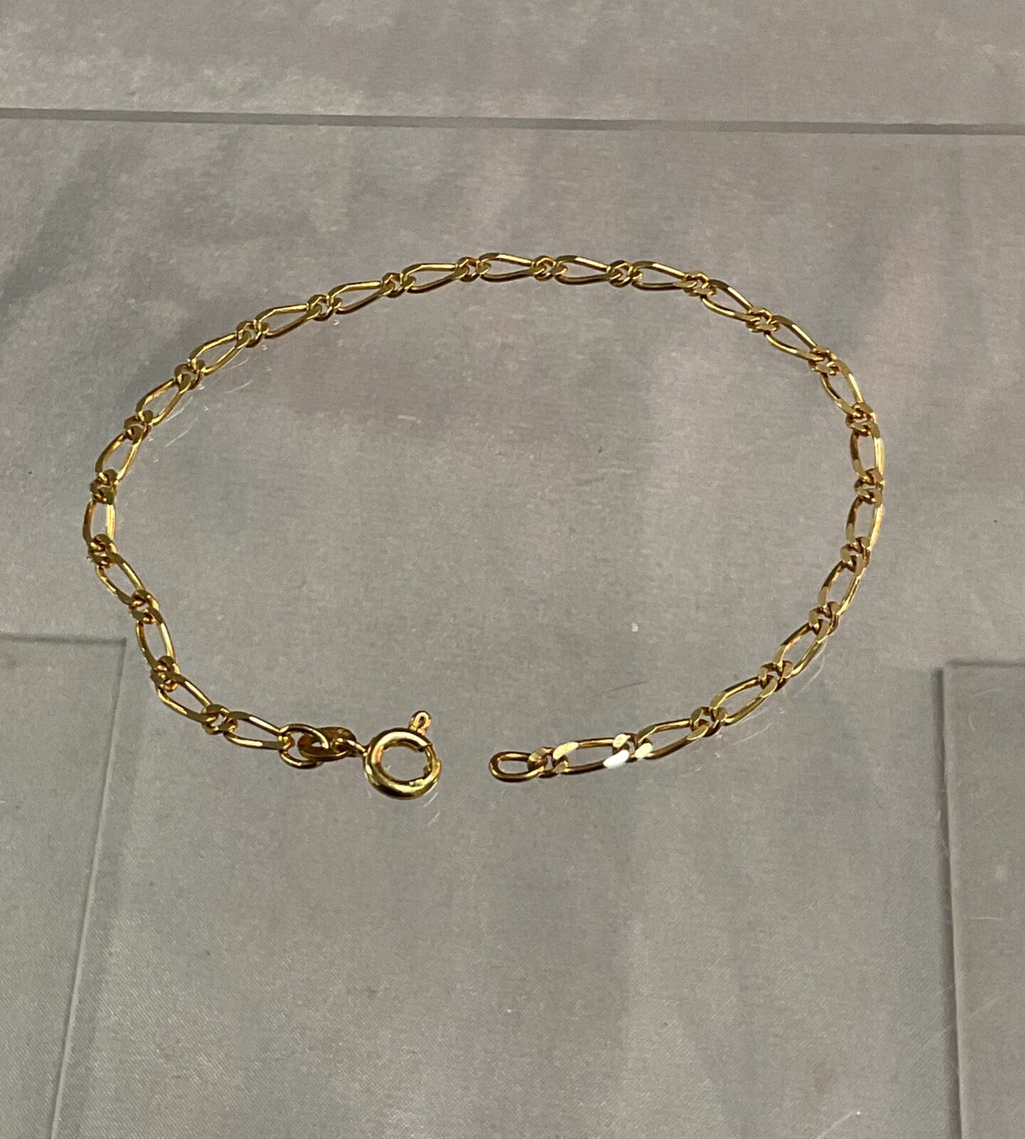 9ct gold bracelet 2.2g