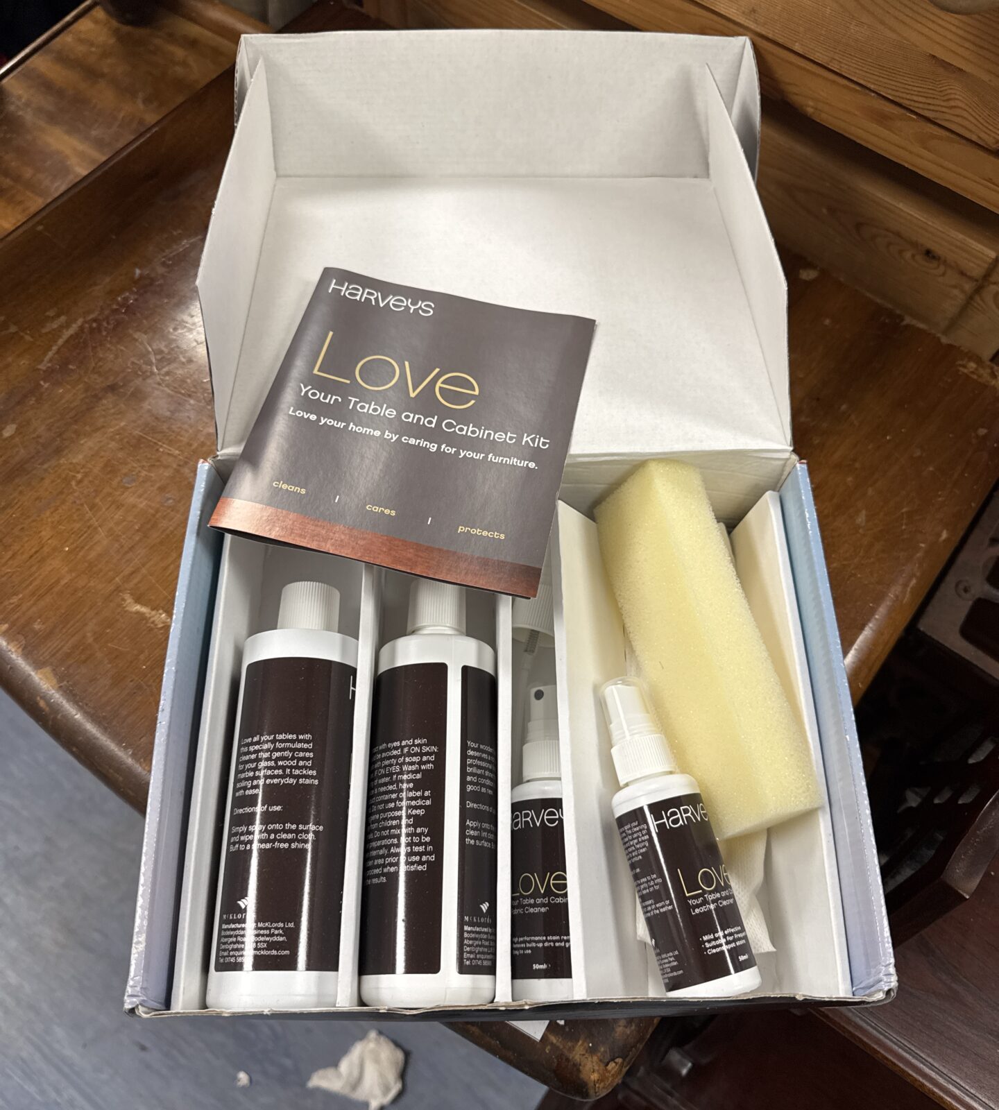 Harveys love your table & cabinet care kit