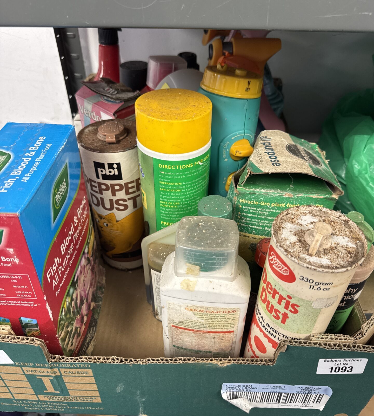 Tray of shed clearance gardening items